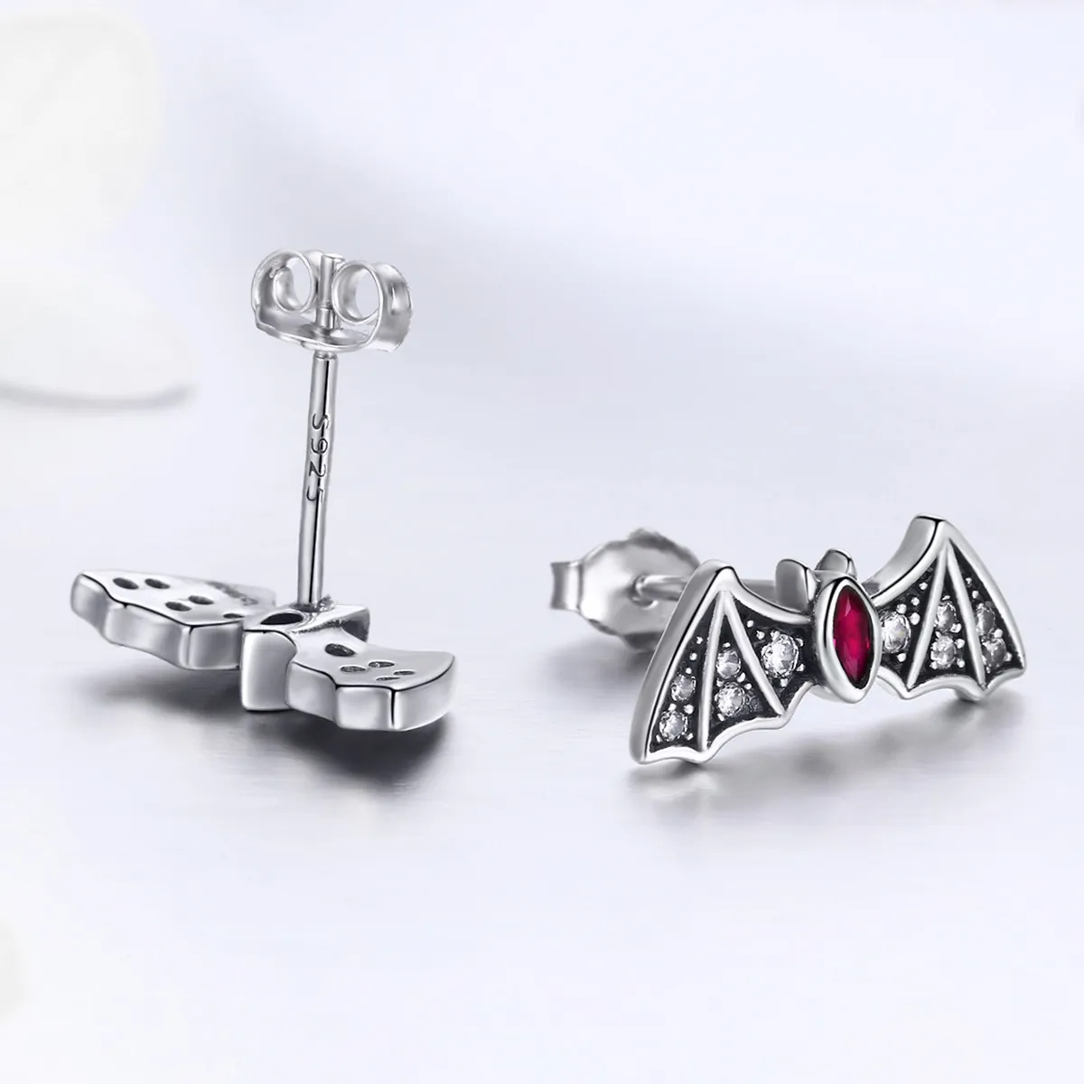 Pandora Style Mystery Bat Stud øredobber - BSE004