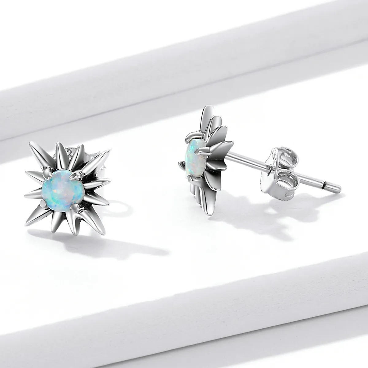 Pandora Style Opal Star Stud øredobber - BSE581