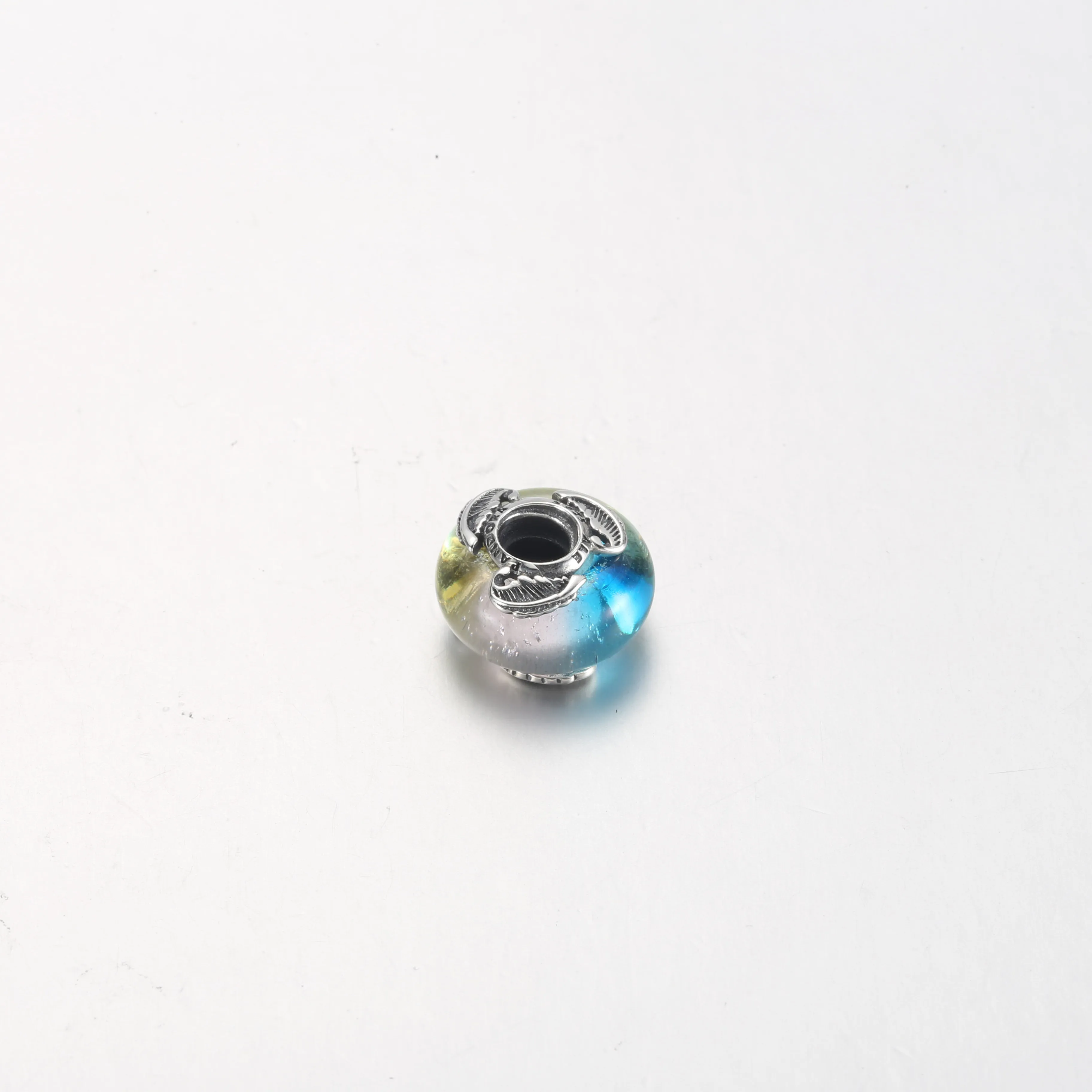 Pandora Flerfarget Muranoglass og Buet Fjær Charm - 792577C00