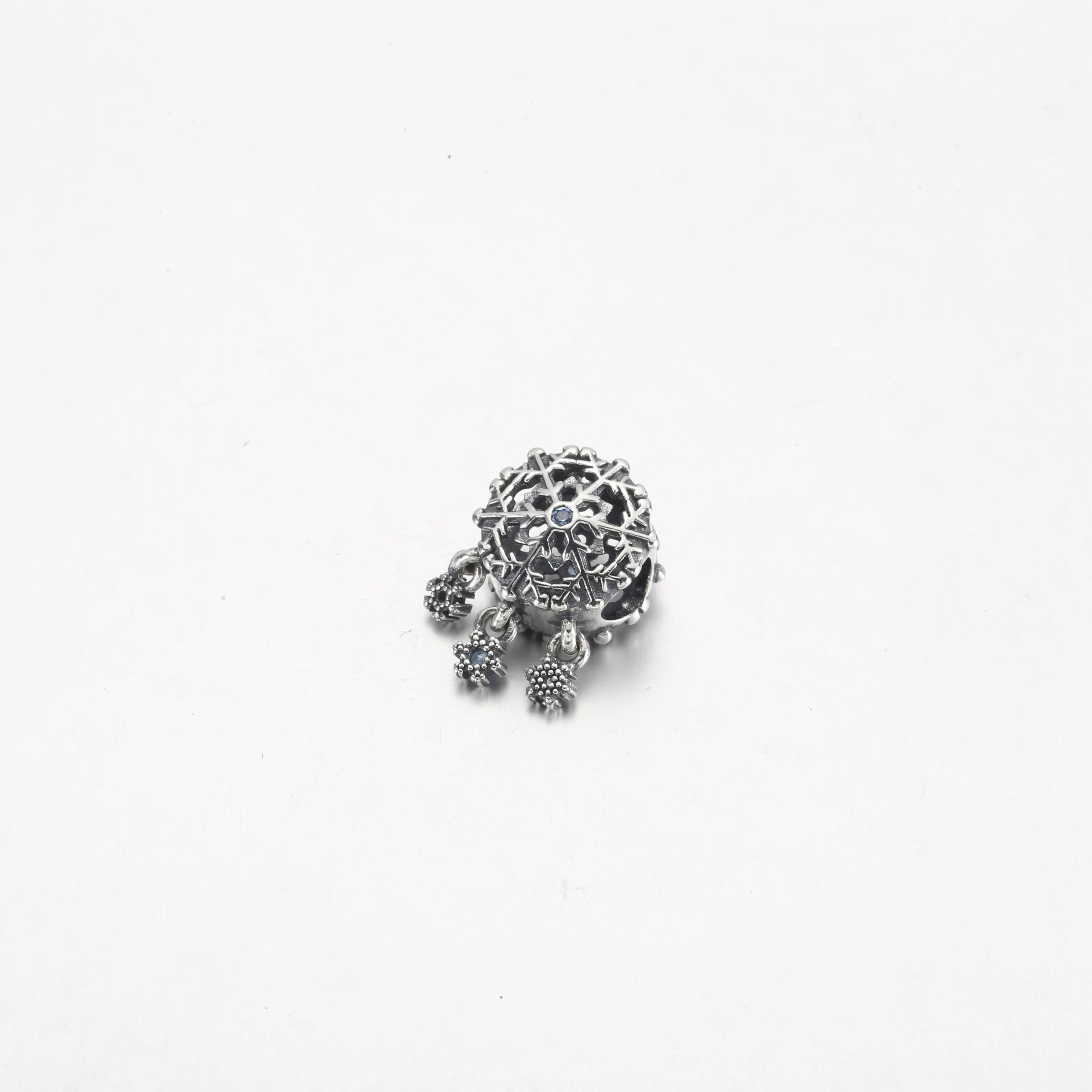 Pandora Iskaldt Snøfnugg Dråpe Charm - 792367C01