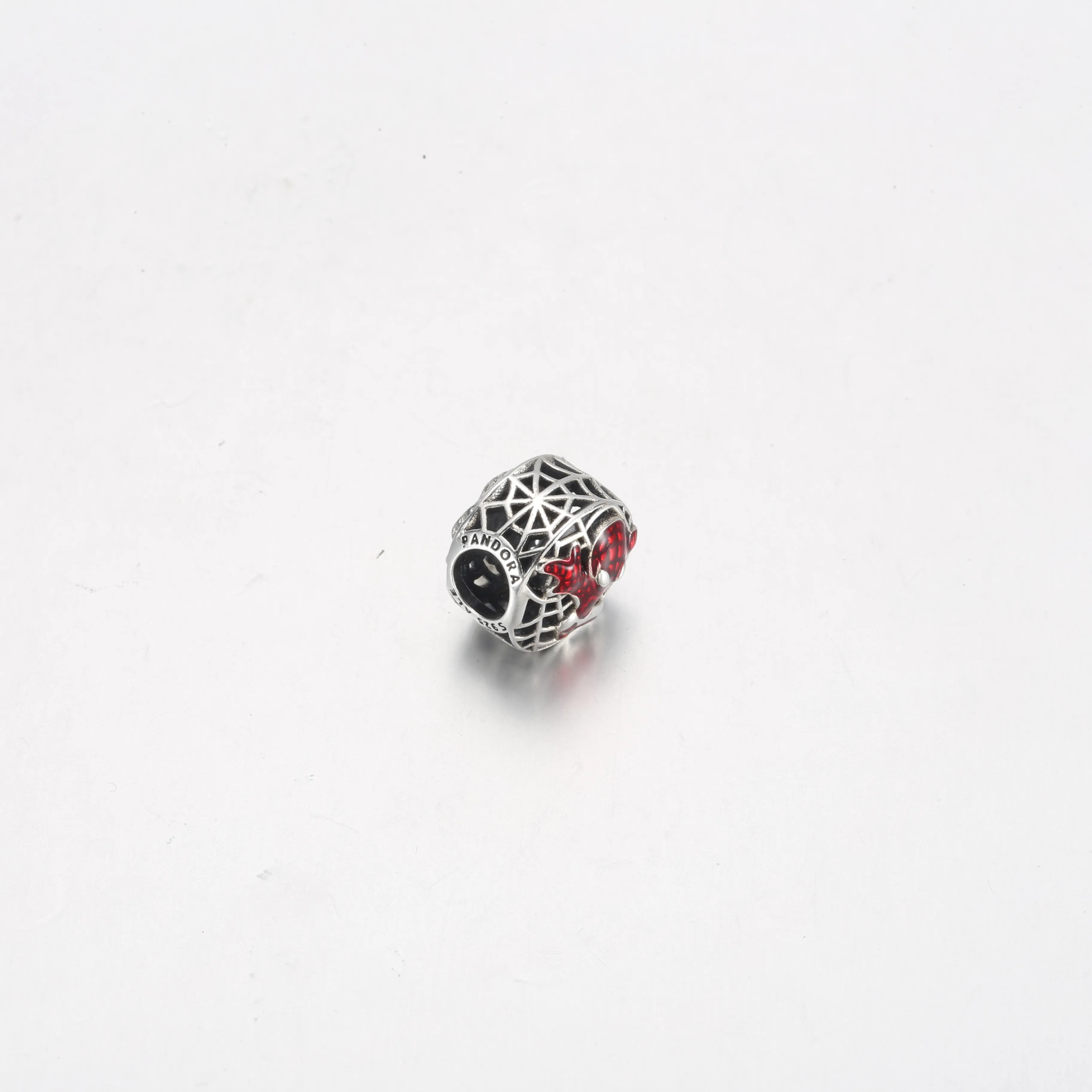 PANDORA Marvel Spider-Man Soaring City Charm - 792350C01