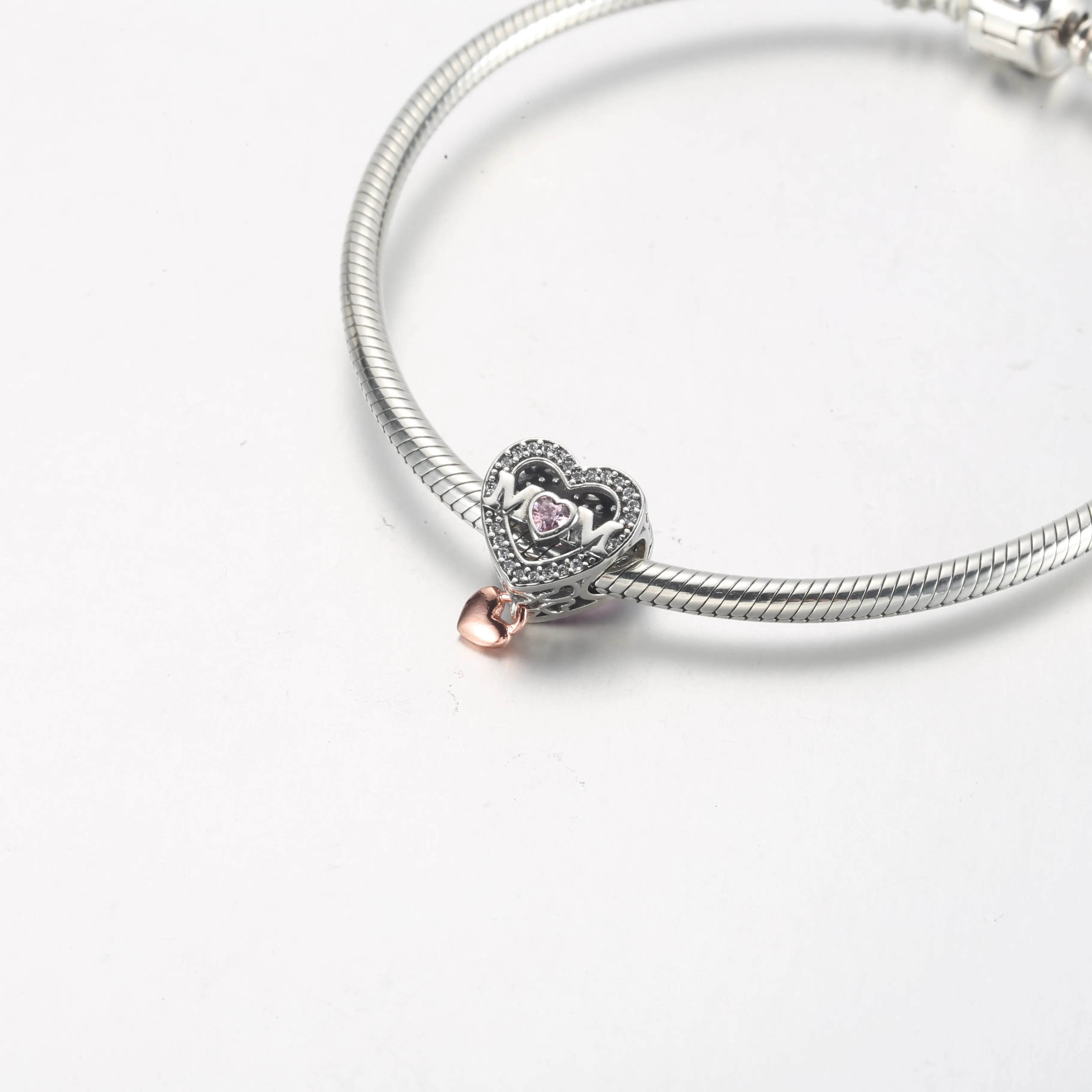 Pandora Tofarget Åpen Mor og Hjerte Charm - 782653C01