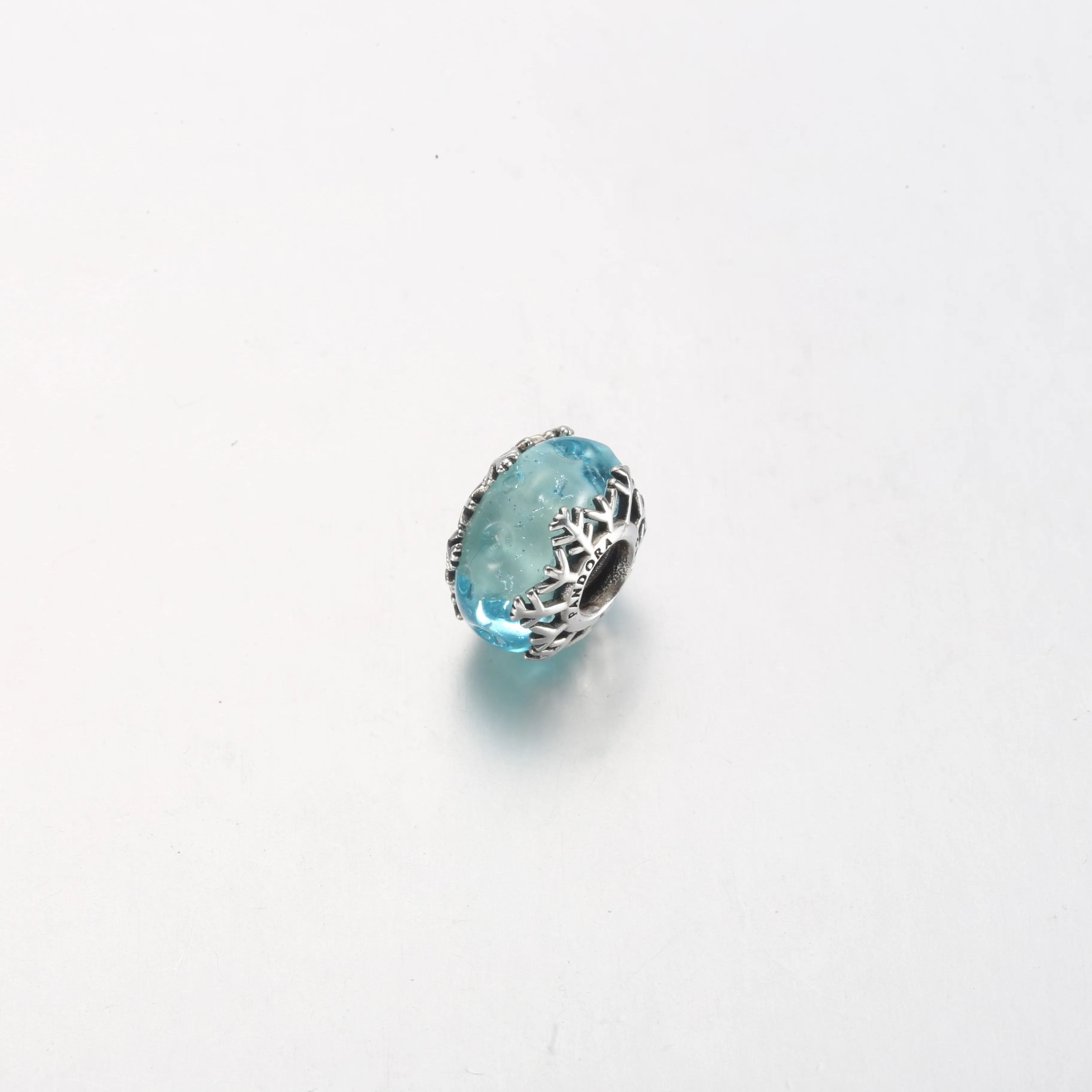 Pandora Vinterblått Snøfnugg Murano Charm - 792377C00