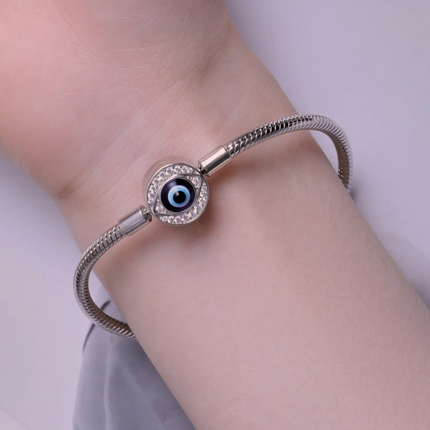 Pandora Style Devil Eye Basics kjedearmbånd - BSB122