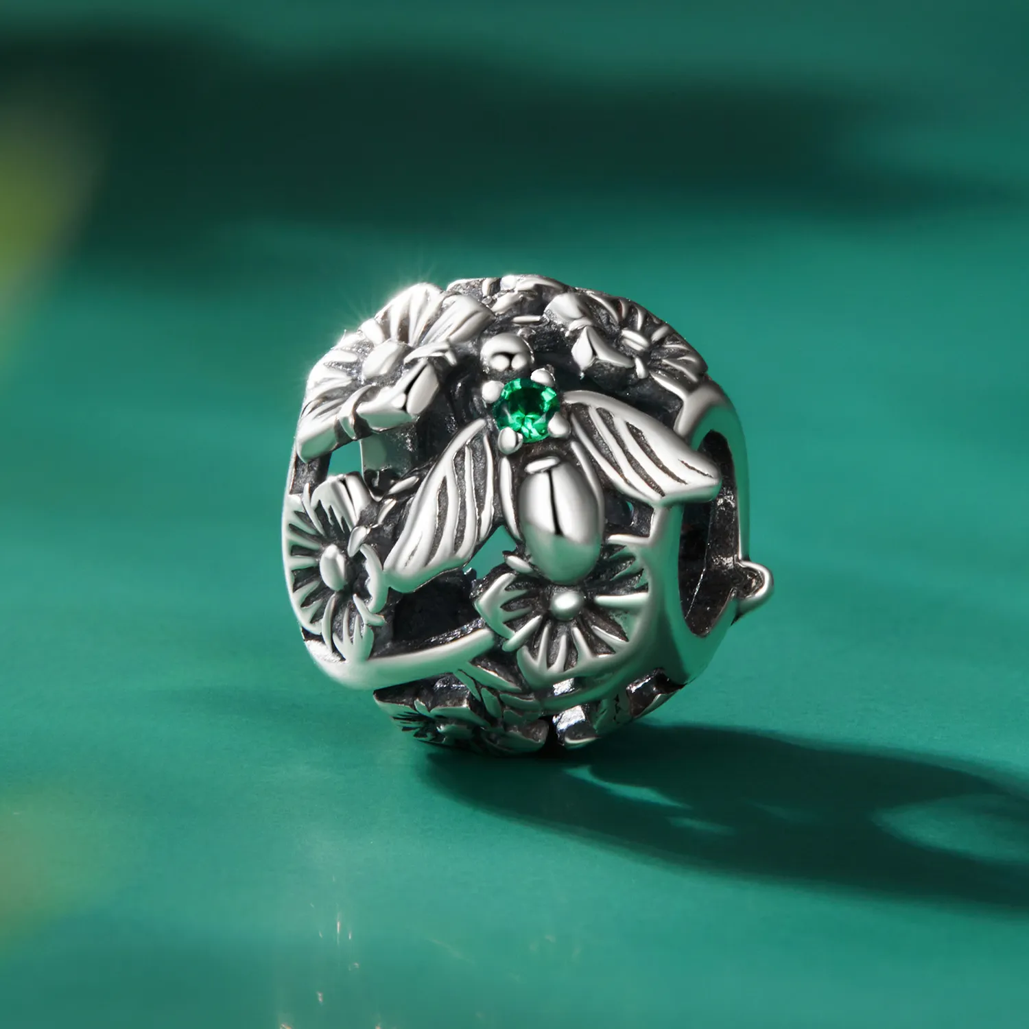 Pandora Style Lucky Bee Charm - SCC2525