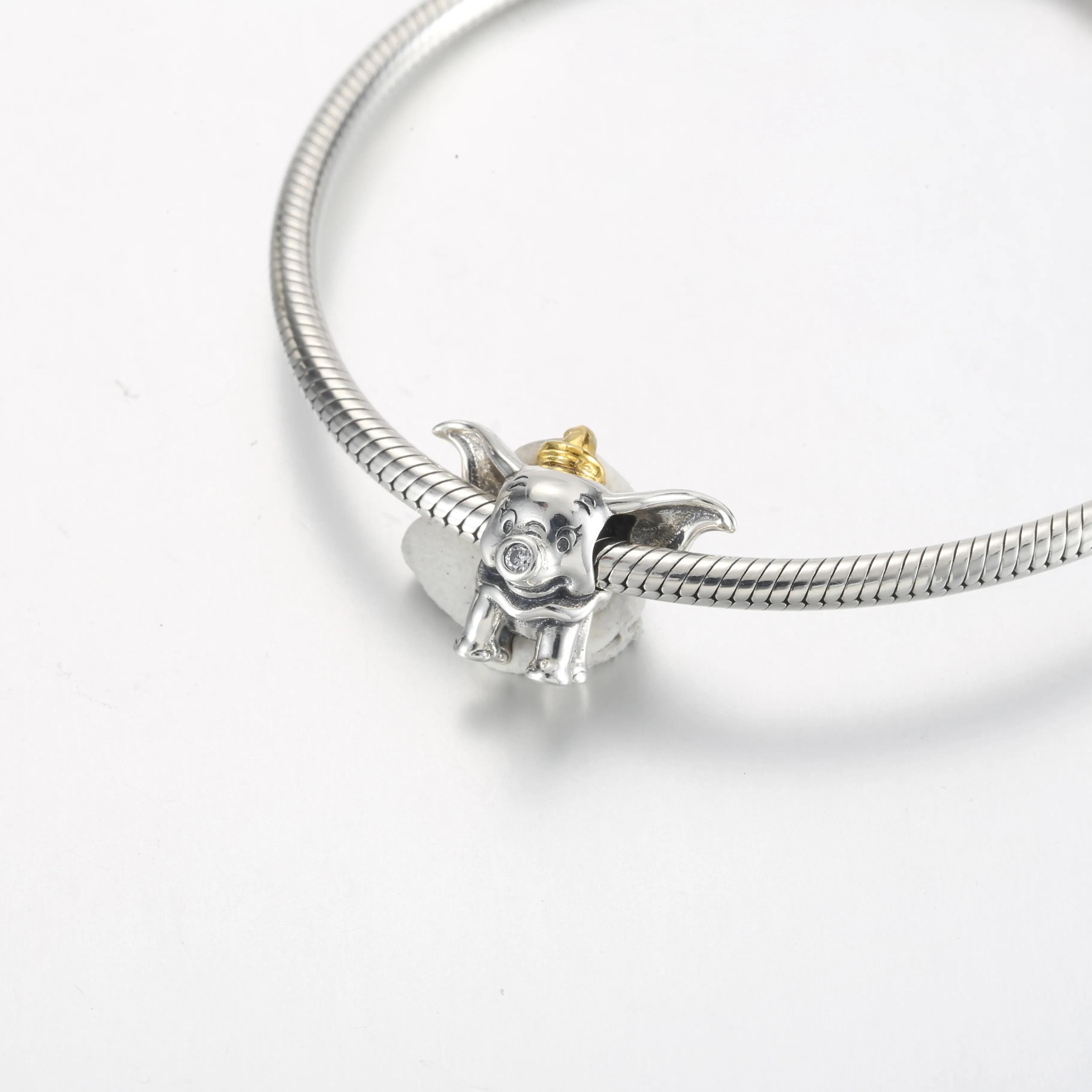 Pandora Disney 100-årsjubileum Dumbo Charm - 792748C01