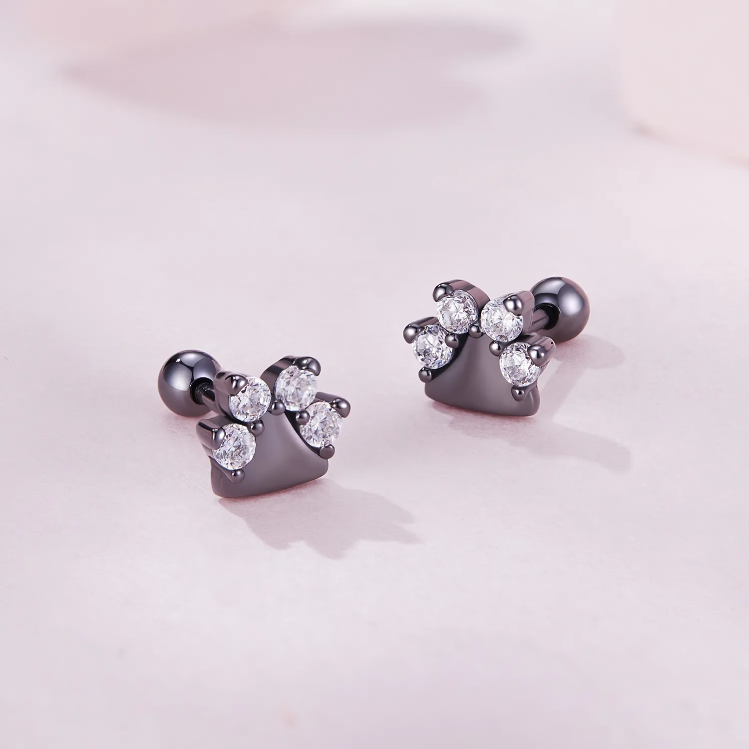 Pandora Style Black Dog Paws Studs øredobber - SCE1575