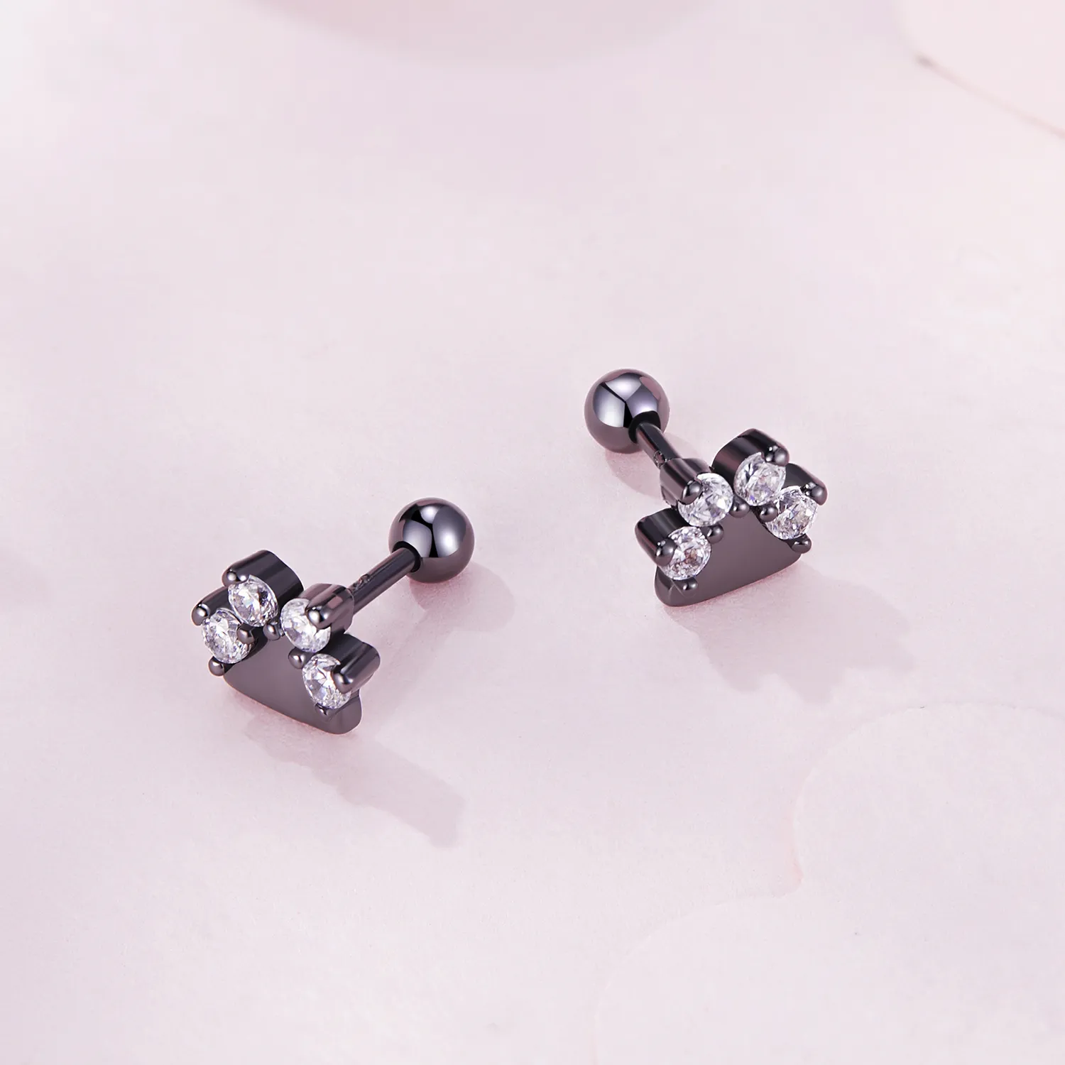 Pandora Style Black Dog Paws Studs øredobber - SCE1575