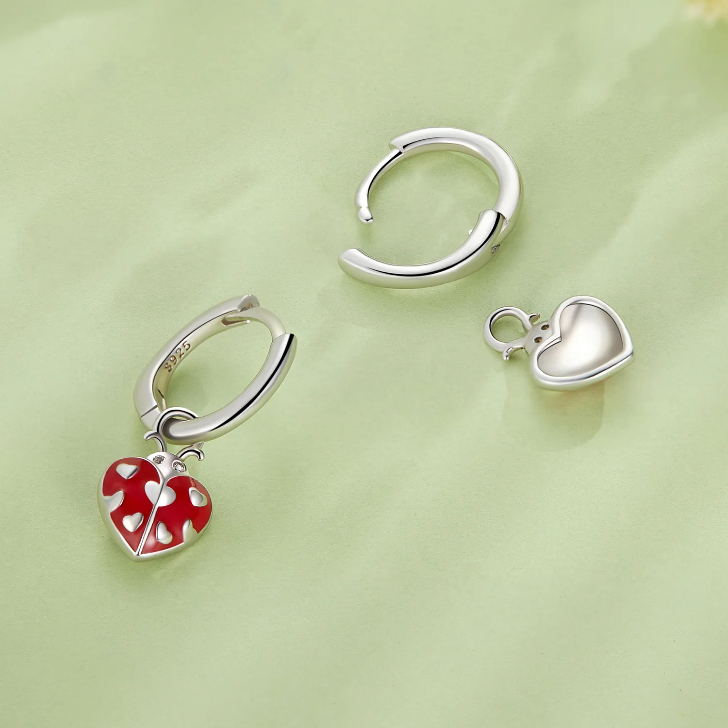 Pandora Style Ladybug Hoop øredobber - SCE1573