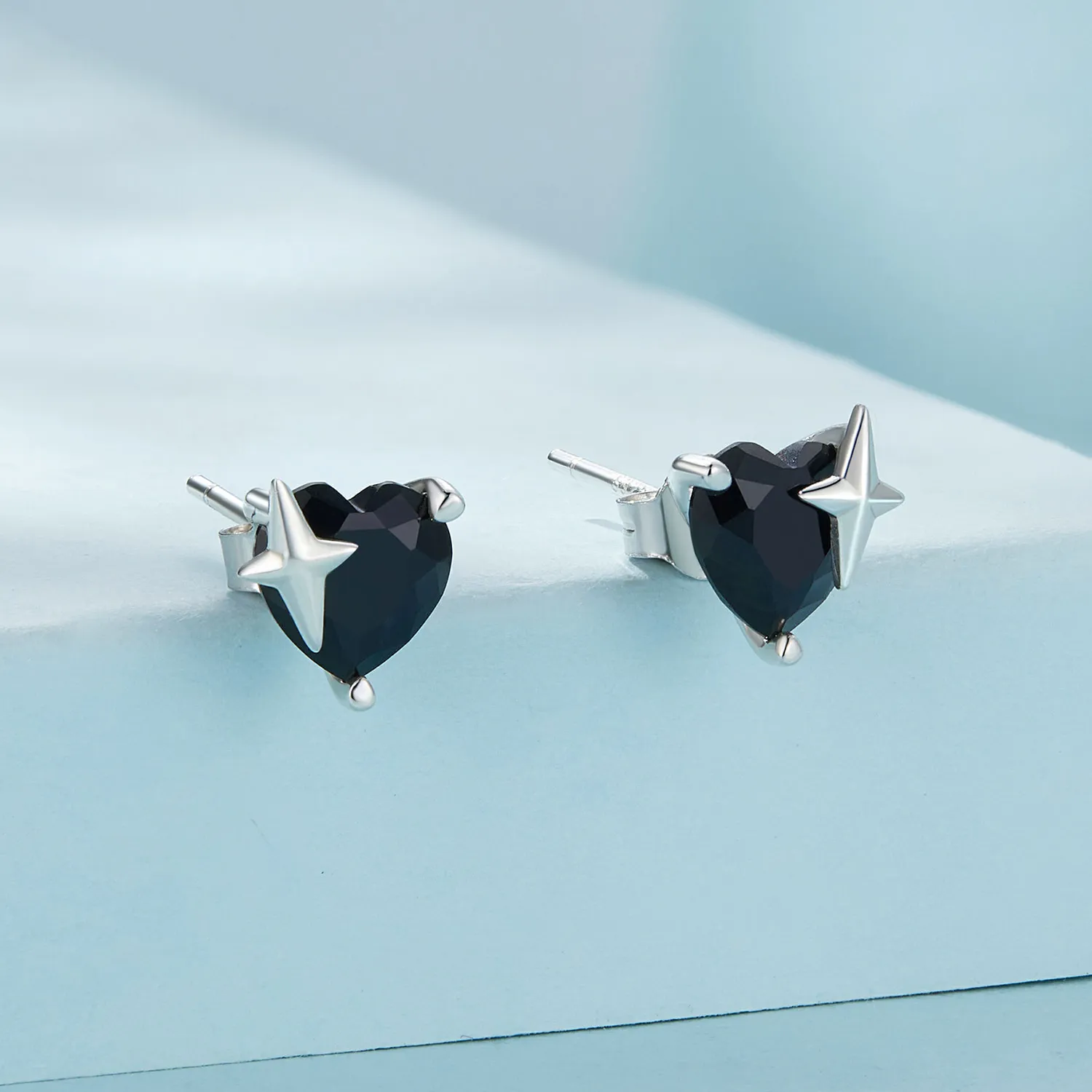 Pandora Style Retro Heart Studs øredobber - SCE1654