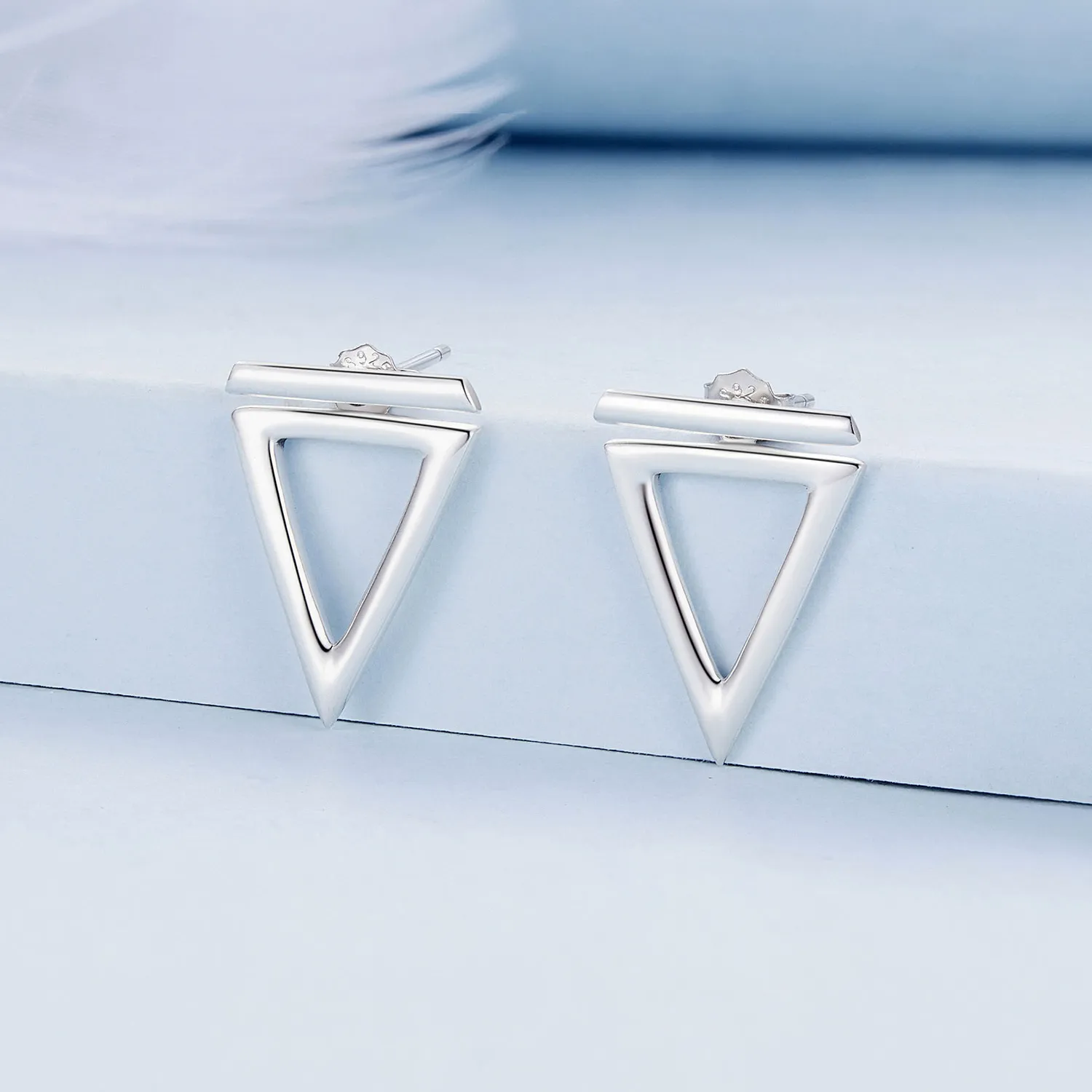 Pandora Style Triangle Studs øredobber - BSE900