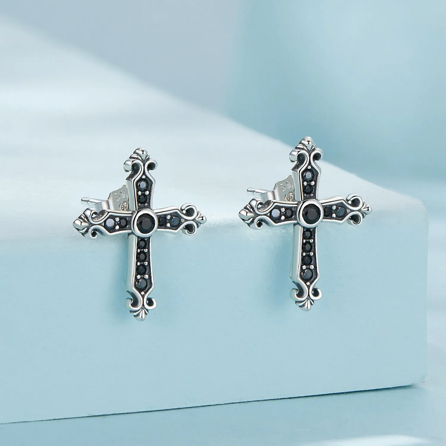 Pandora Style Vintage Cross Studs øredobber - SCE1655