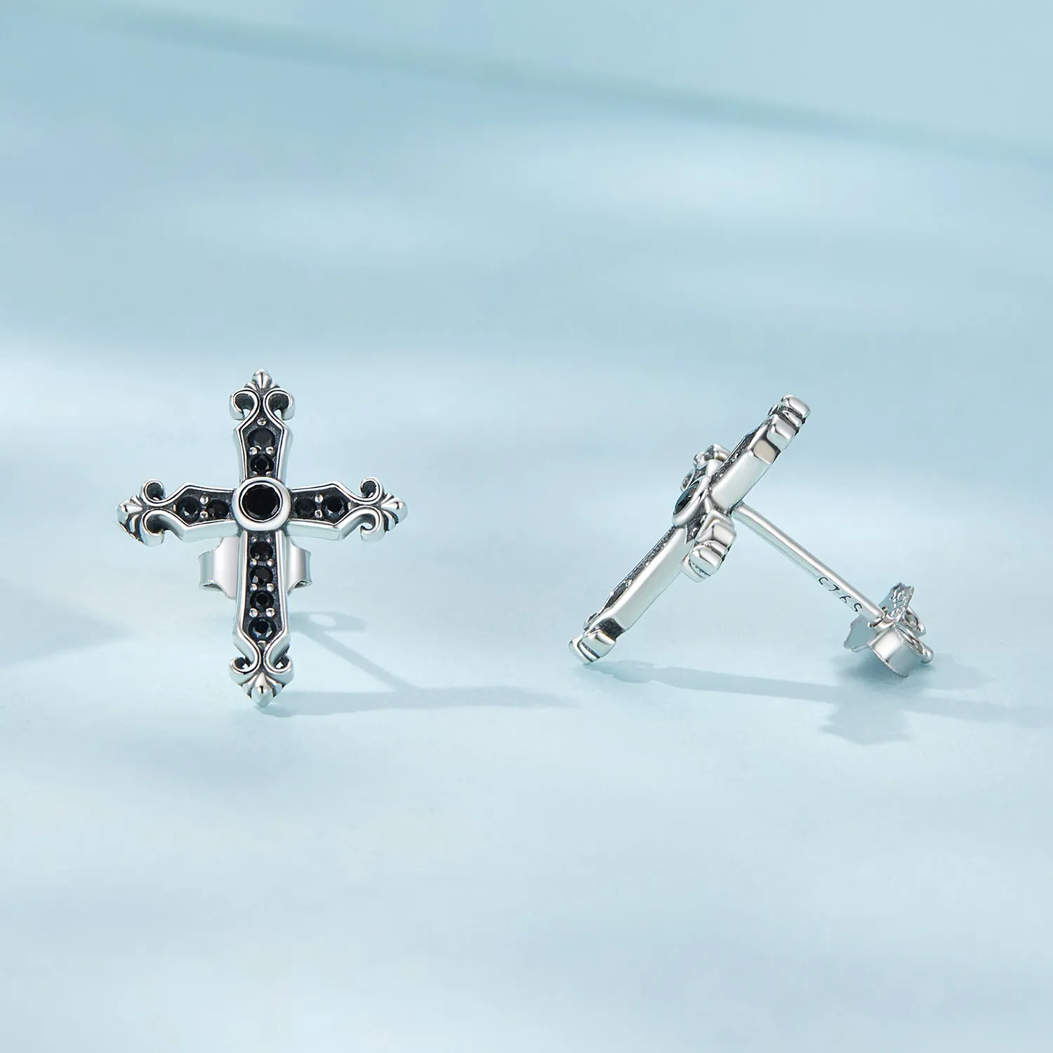 Pandora Style Vintage Cross Studs øredobber - SCE1655