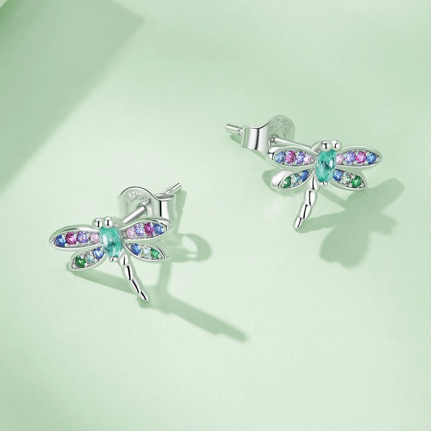 Øredobber i Pandora-stil Dragonfly Studs - BSE795