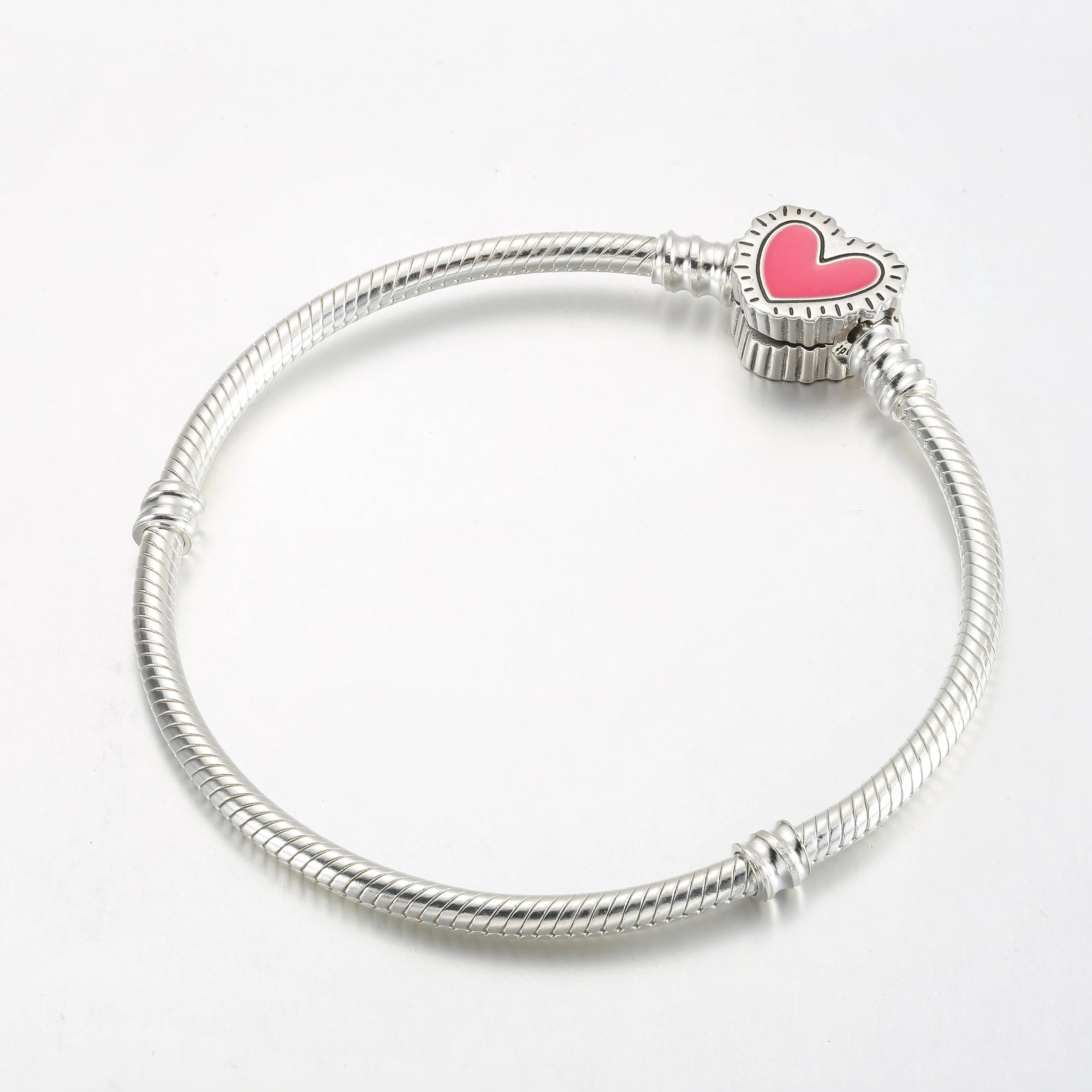 Keith Haring™ x Pandora Moments Radiant Heart Slangekjedearmbånd​ - 592217C01