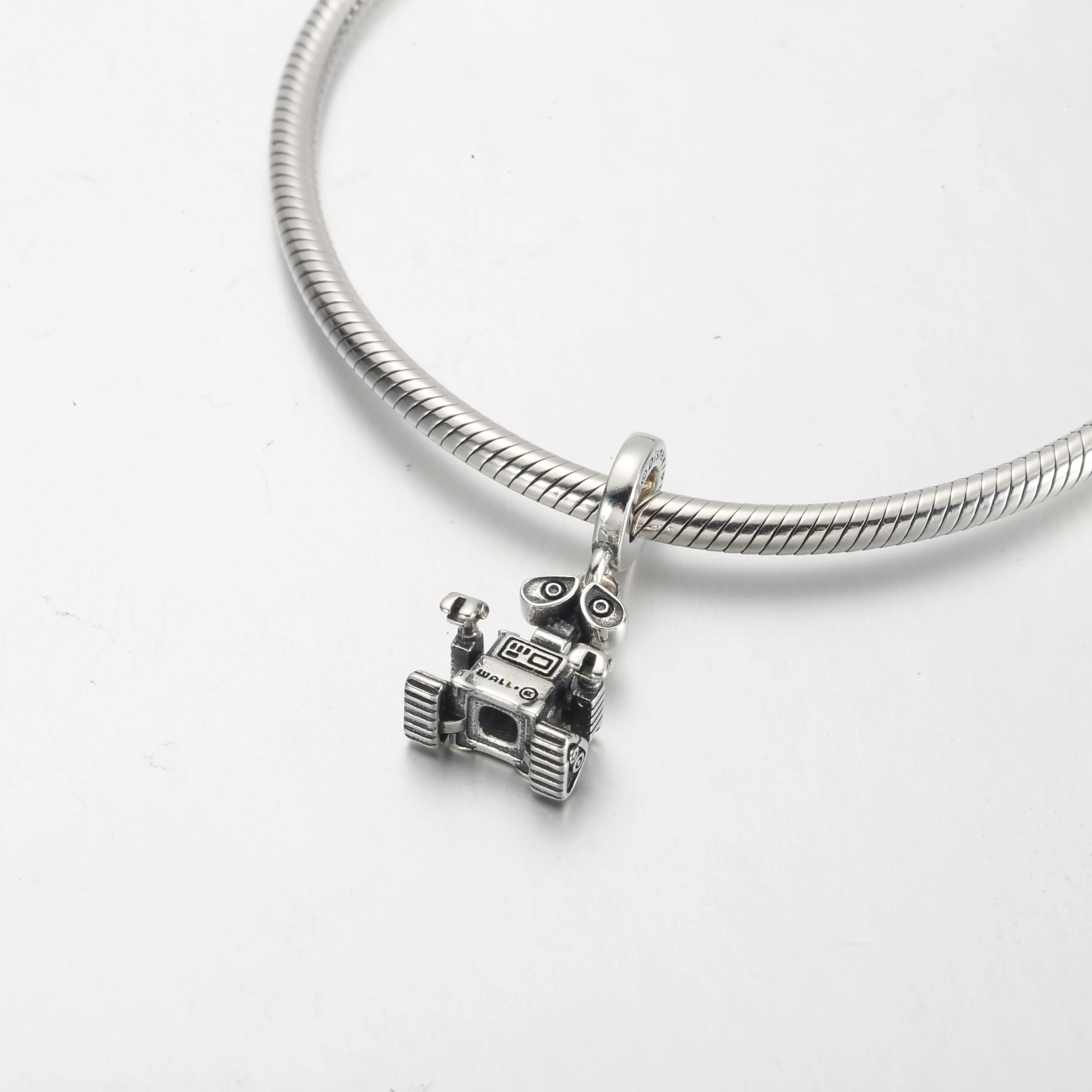 Pandora Disney Pixar Wall-E Hengende Charm - 792030C01