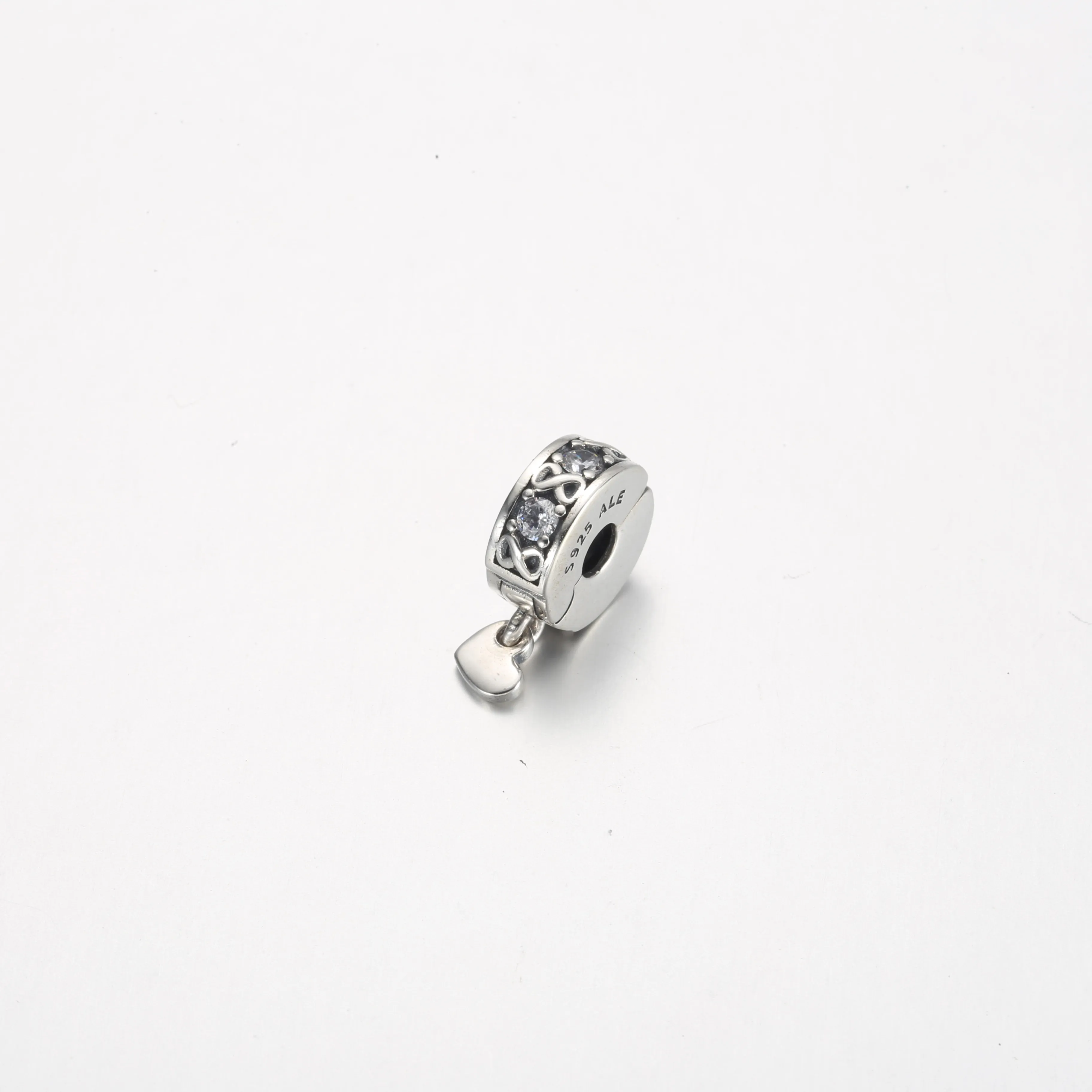 Pandora Familie For Alltid Pavé Klemme Charm - 791151C01