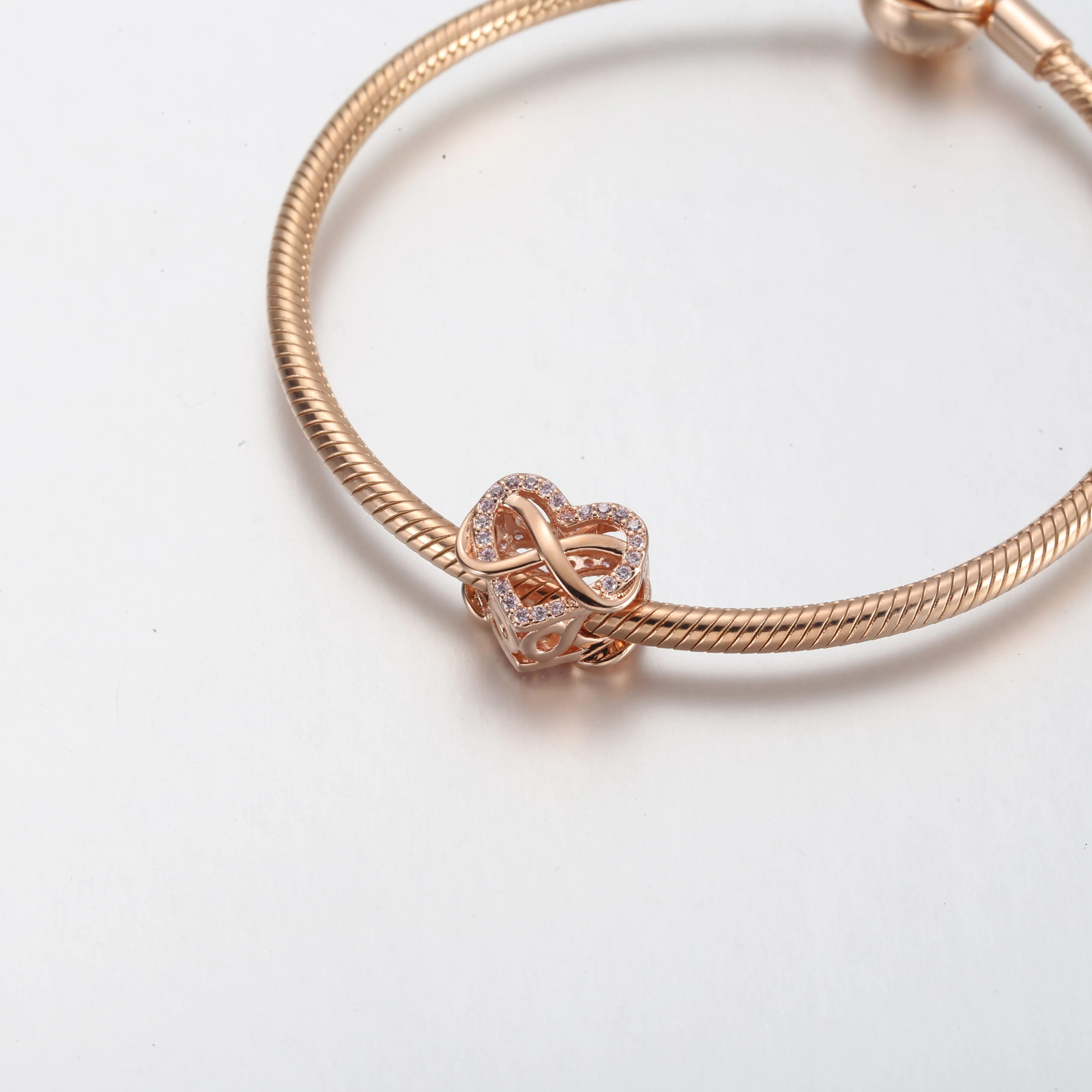 Pandora Funklende For Alltid Rosa Hjerte Charm - 782246C01