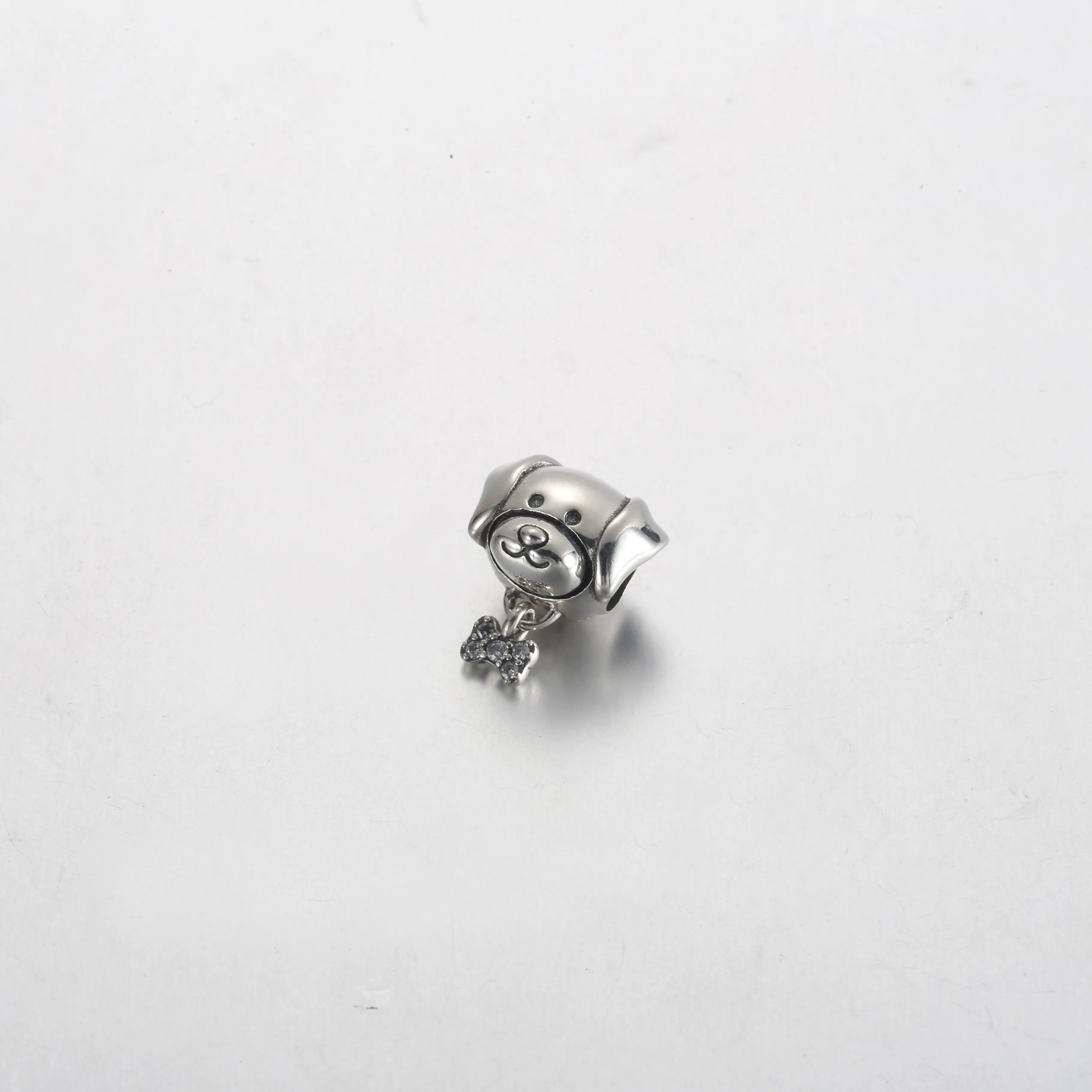 Pandora Hund og Ben Charm - 792254C01