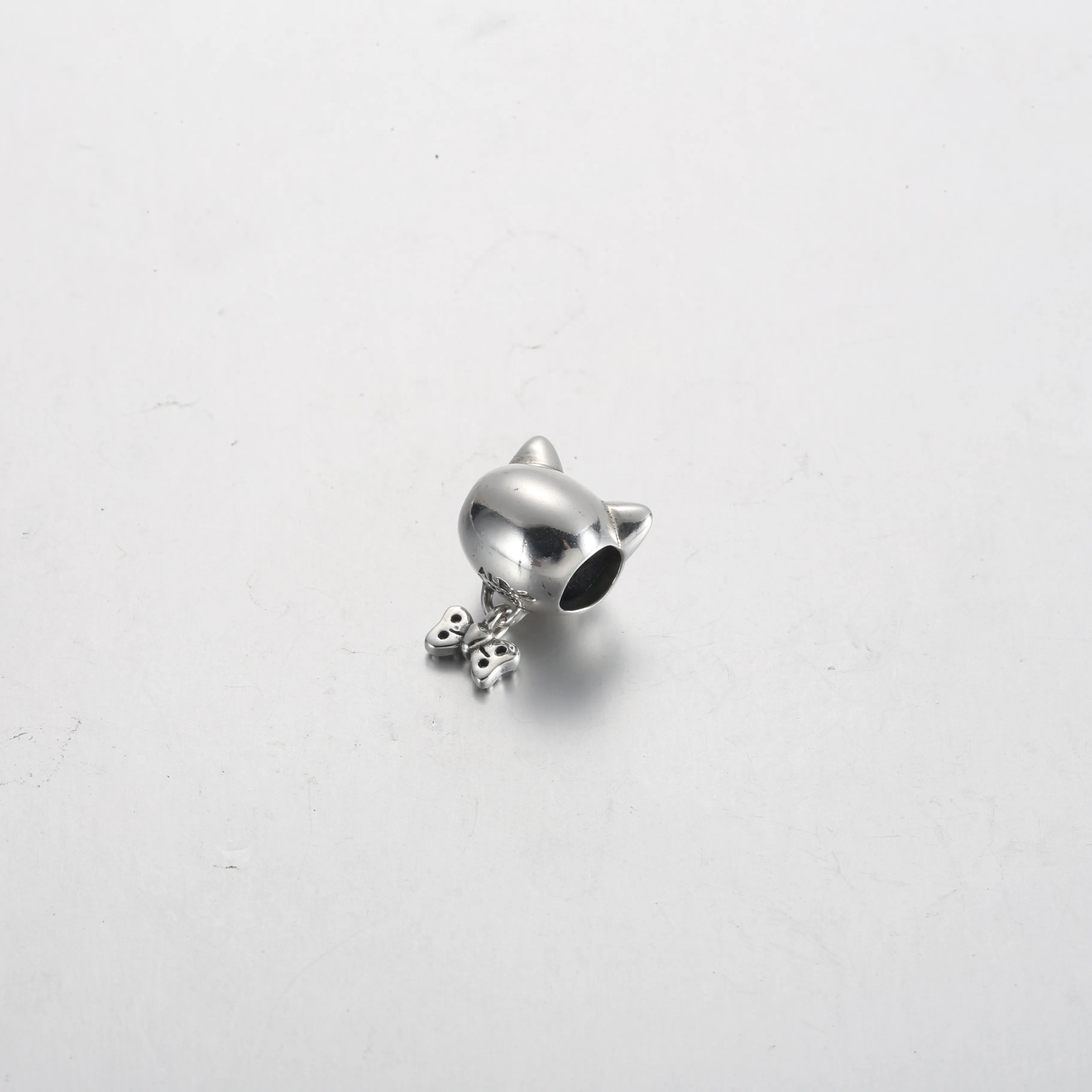 Pandora Katt og Sløyfe Charm - 792255C01