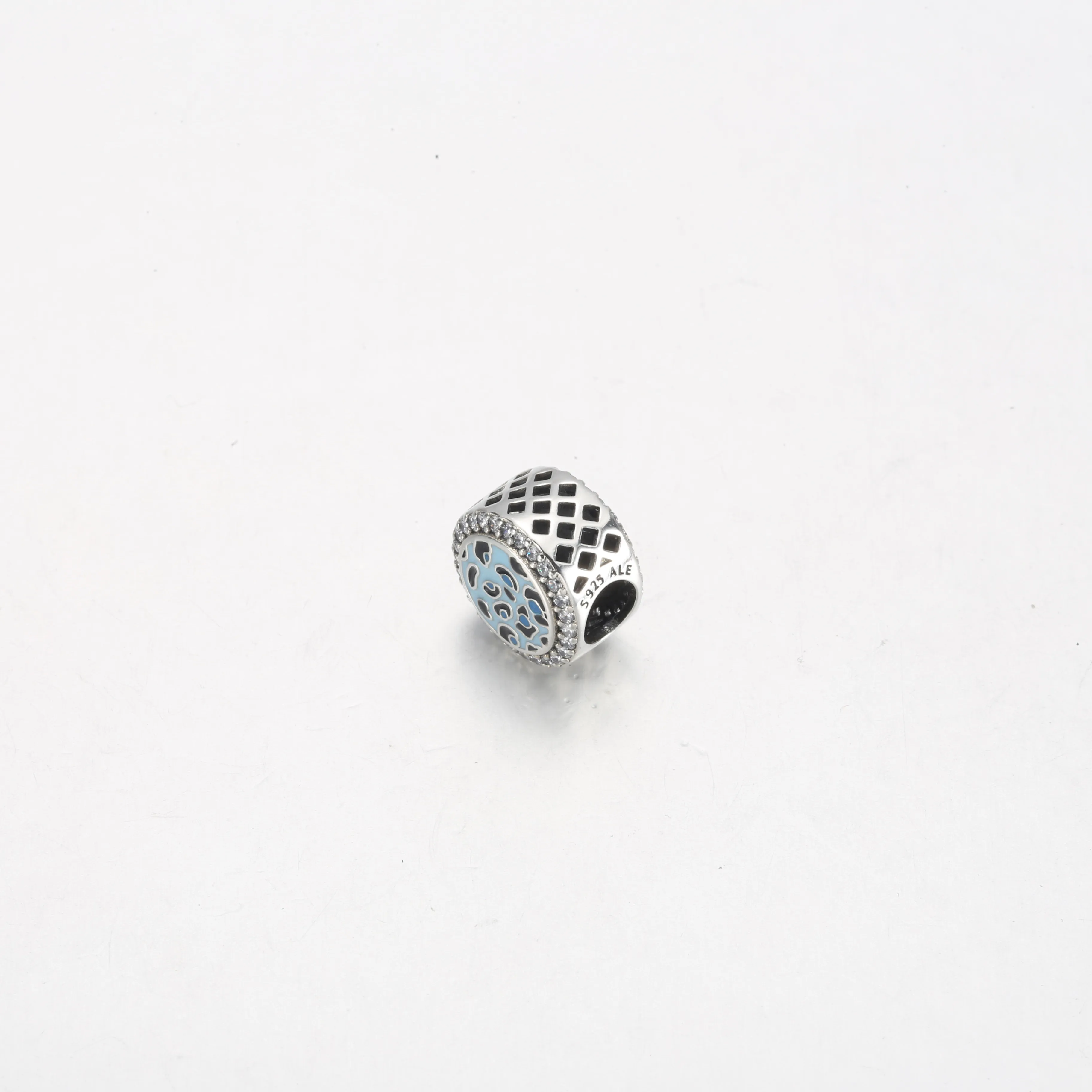 Pandora Leopardprint sterling sølv sjarm med klar cubic zirconia, pastellblå, himmelblå og svart emalje - 792016CZ_E024