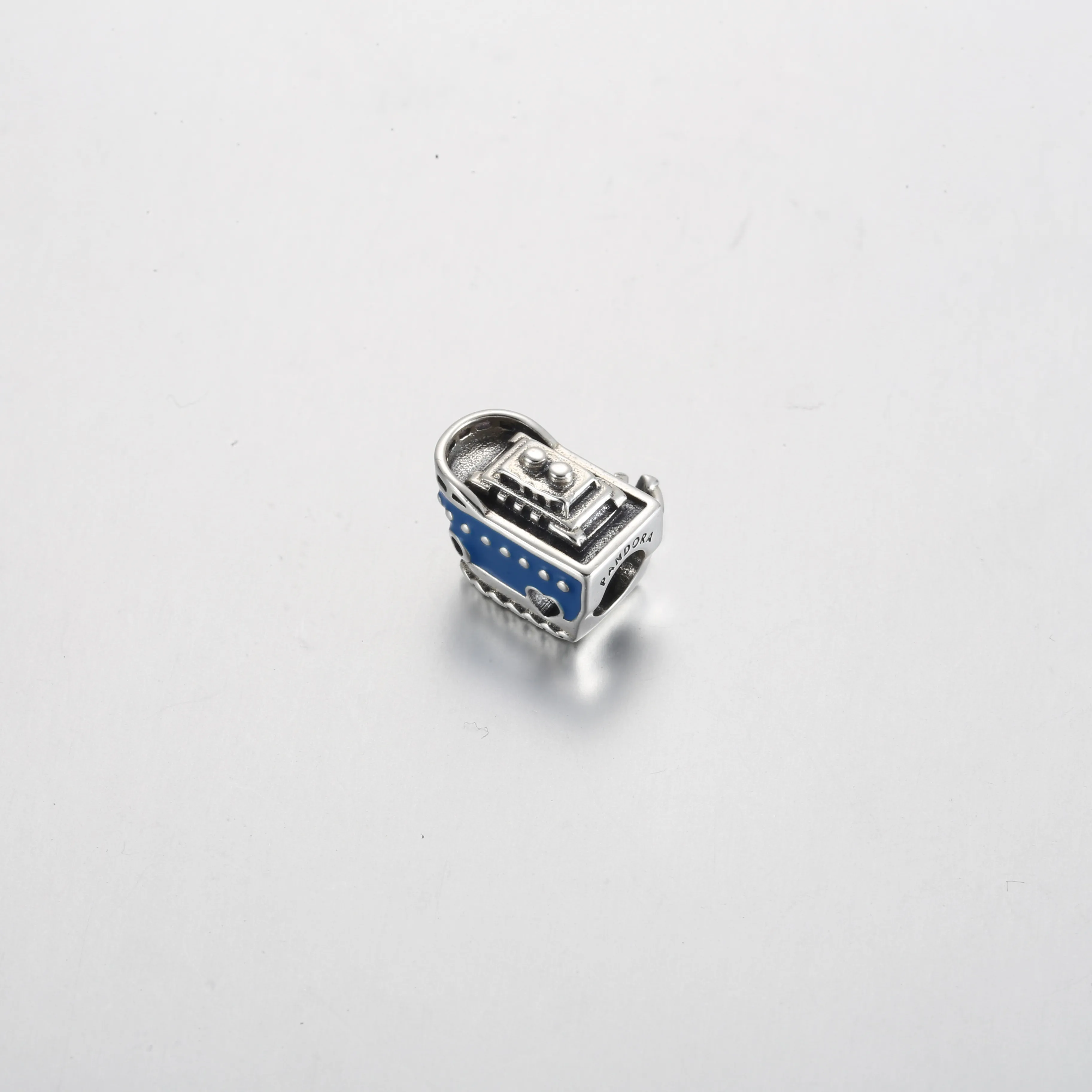 Pandora Oppankret Cruiseskip Charm - 792198C01