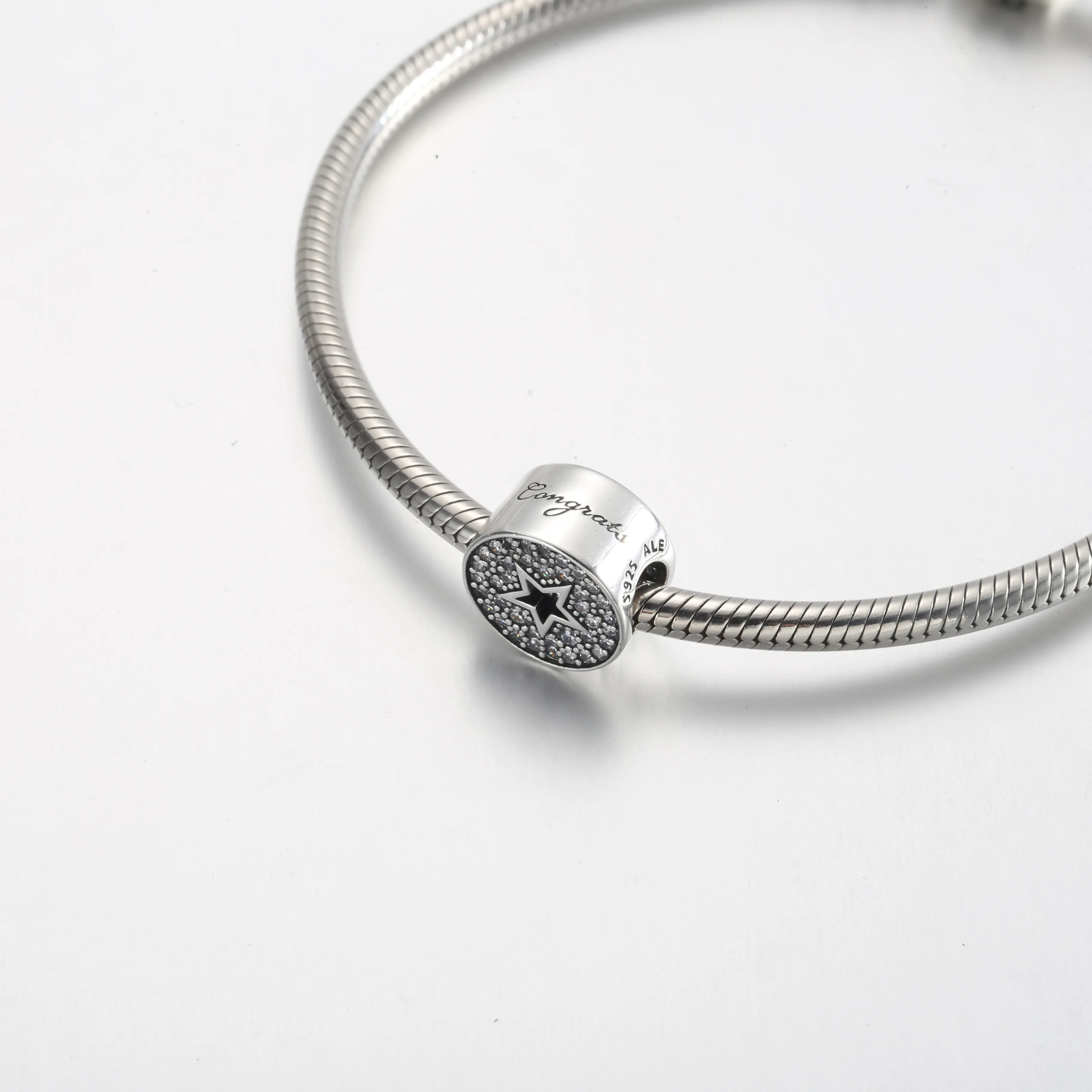 Pandora Pavé og Stjerne Gratulasjoner Charm - 790793C01