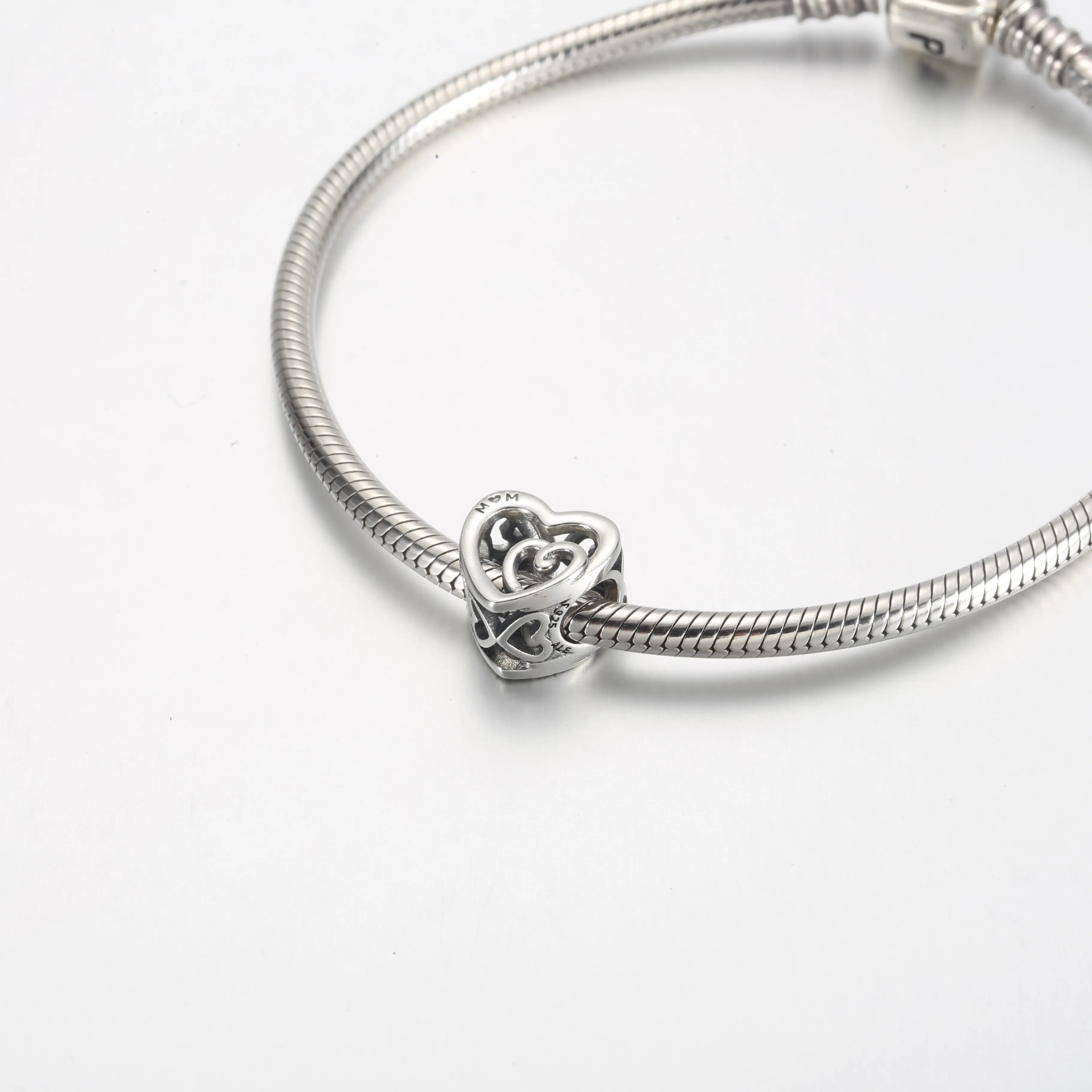 Pandora Sammenflettede Evige Hjerter Charm - 790800C00