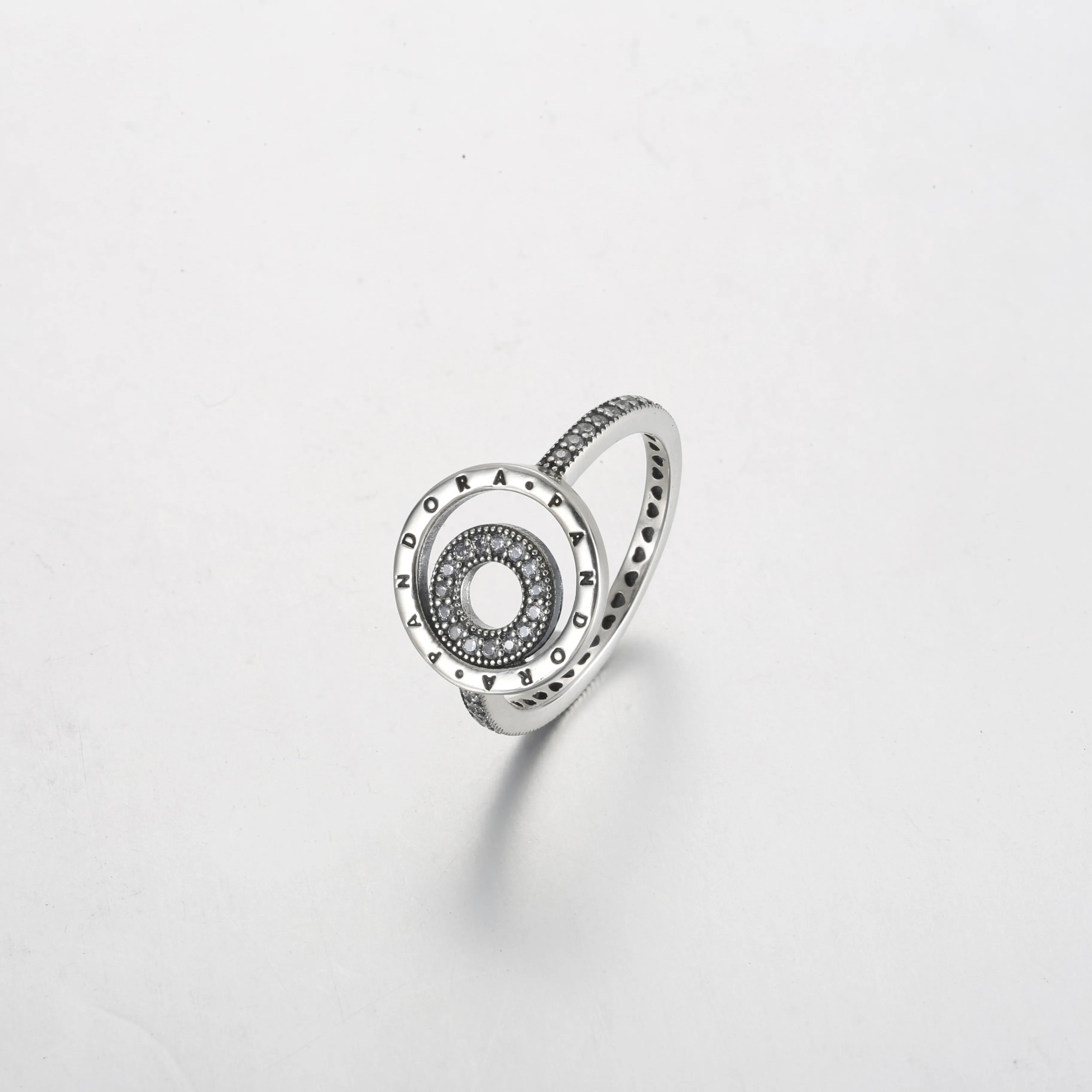 Pandora Signature Logo Sirkler Pavé Ring - 192316C01