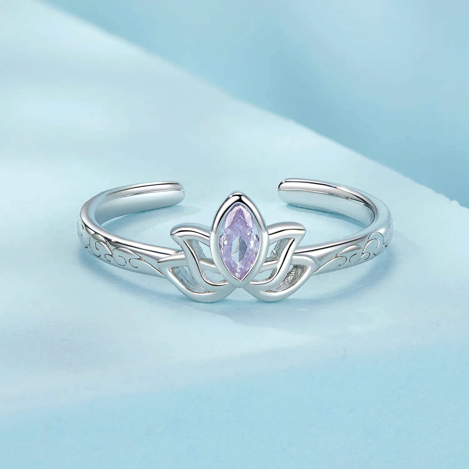 PANDORA Style Lotus Ring - SCR1020-E