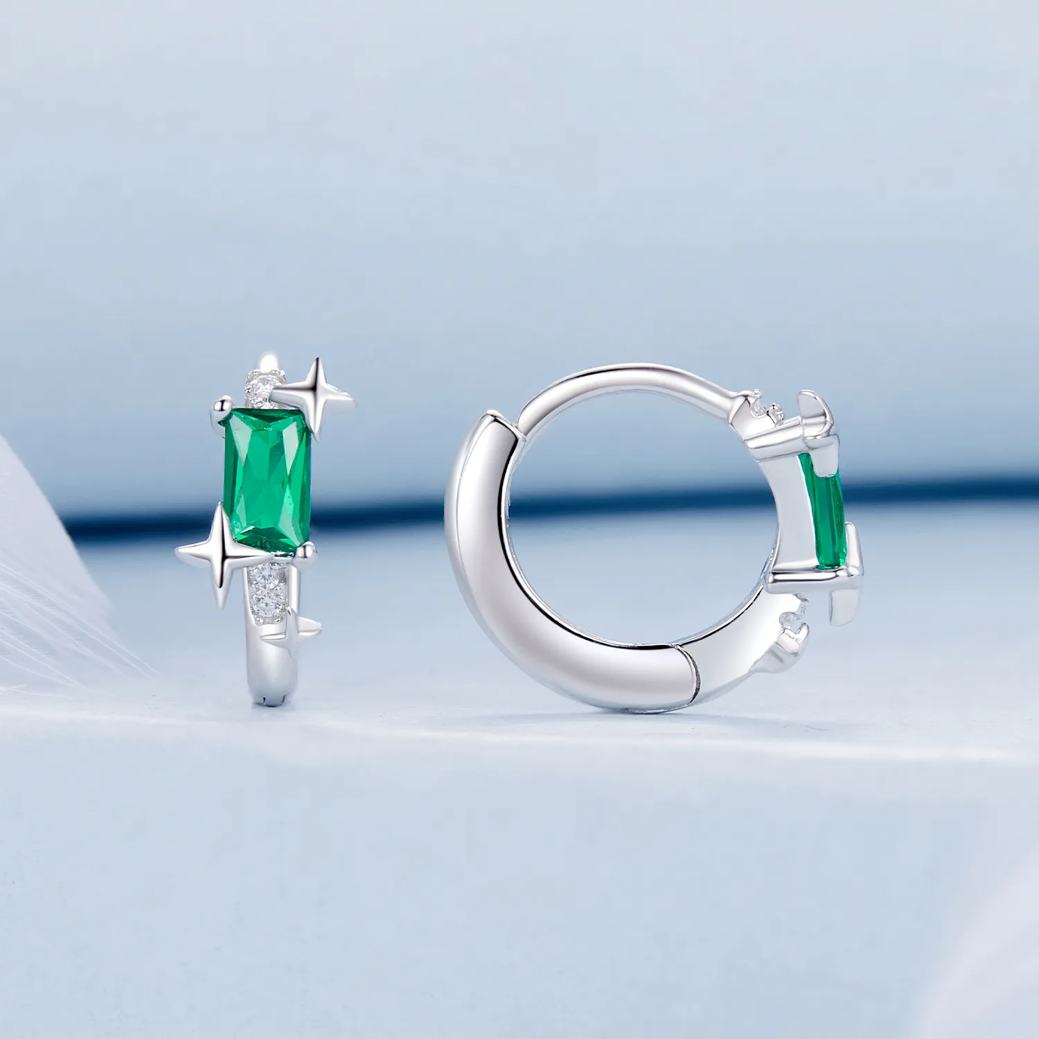 PANDORA Style Emerald Star øredobber - BSE1036