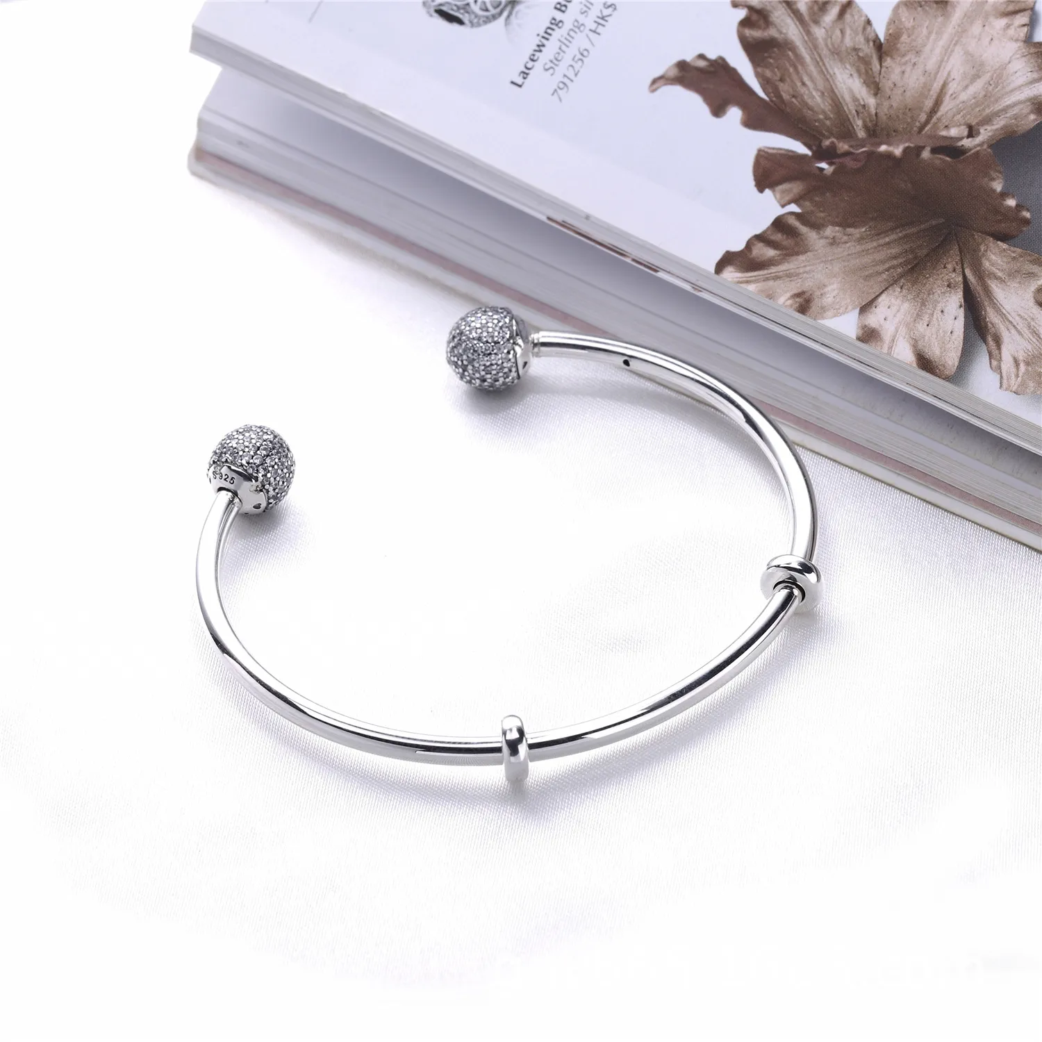 Pandora Moments Silver Open Bangle, Pavé Caps - 596438CZ