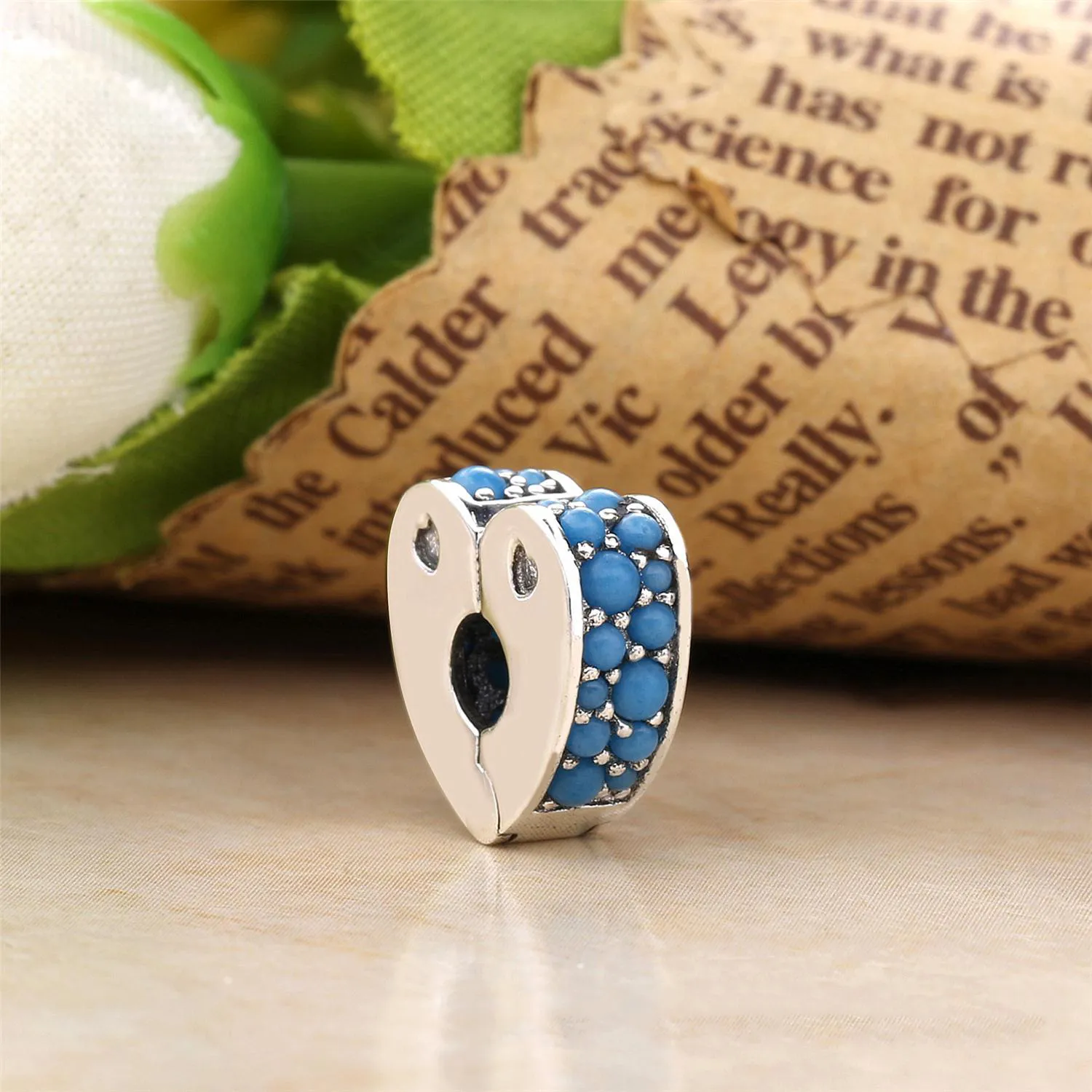 PANDORA Arcs of Love Clip, Cyan Blue Crystal - 797227NYA