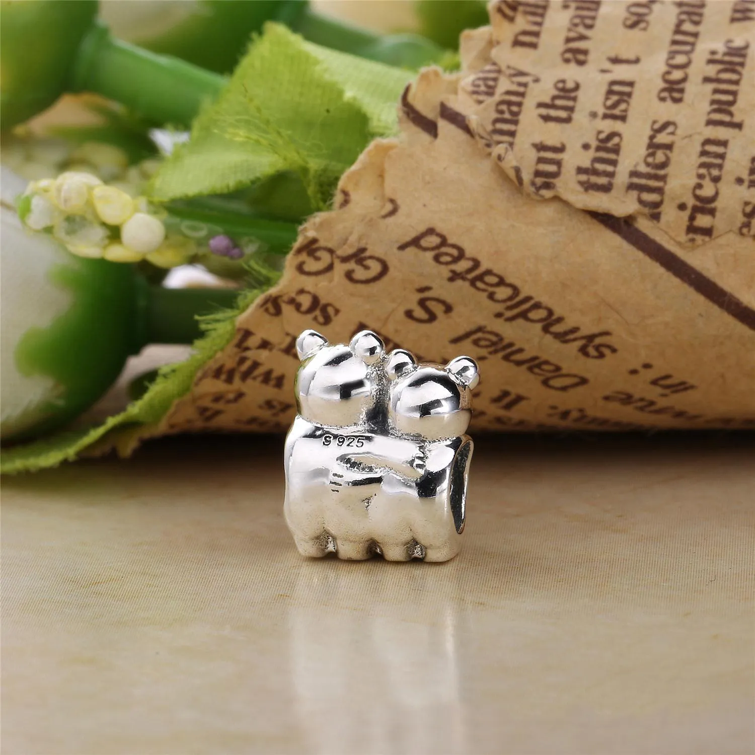 Pandora Bear Hug Charm - 791395