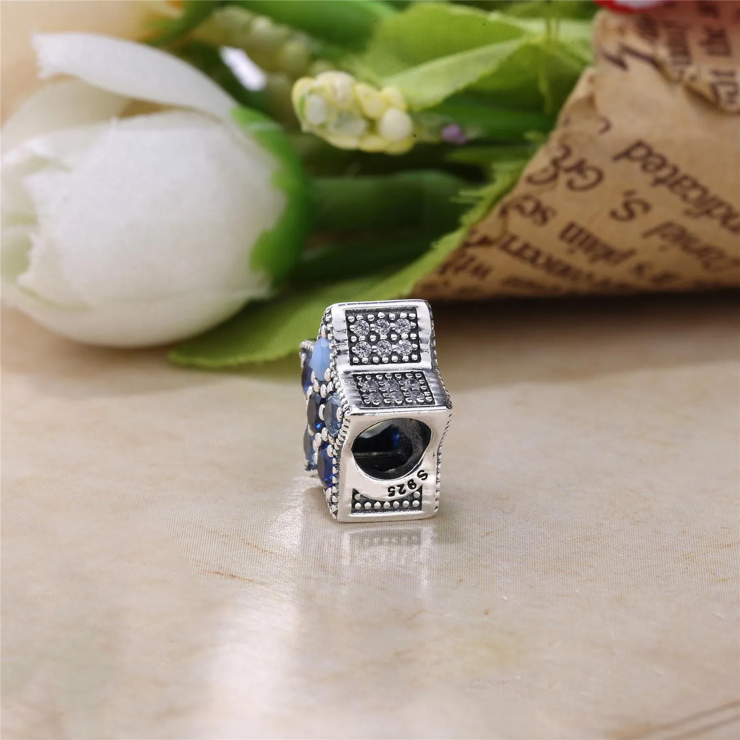 Pandora Bright Star Charm - 796379NSBMX