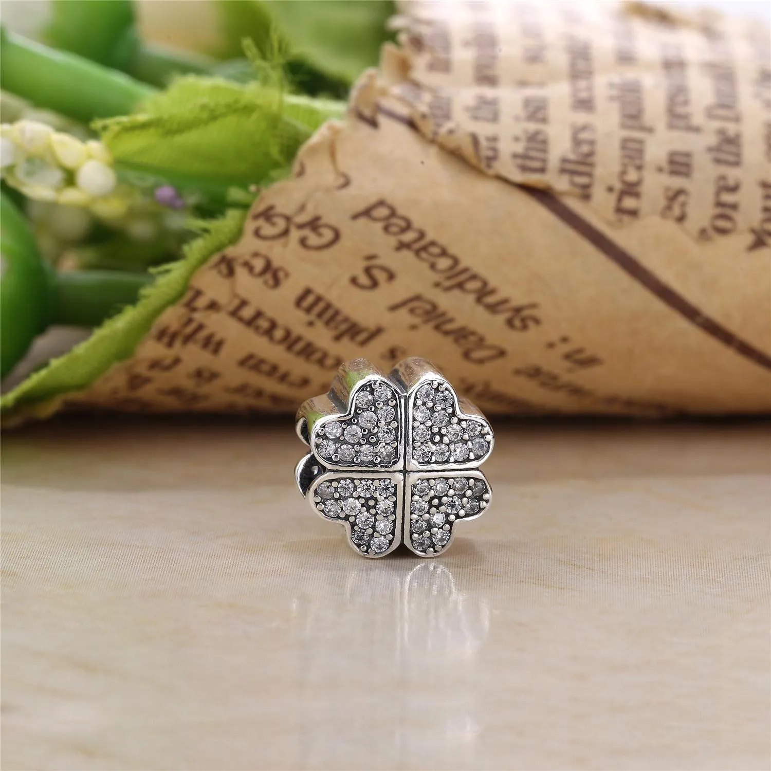 PANDORA Clover Charm - 791805CZA