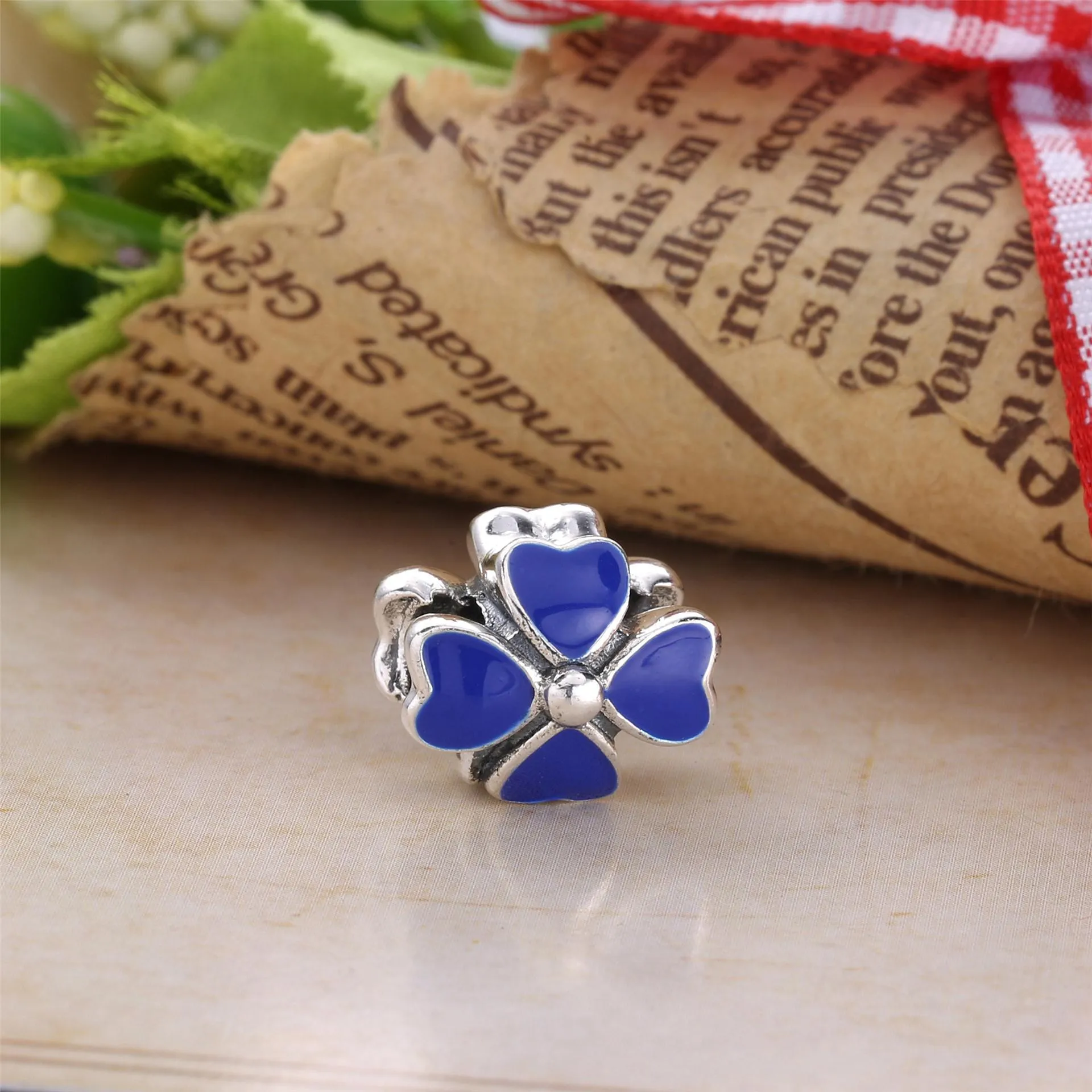 PANDORA Clover Charm - PD0013-1