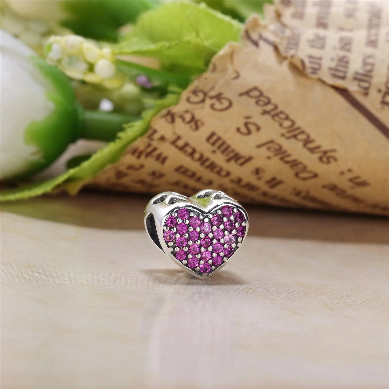 PANDORA Dazzling Heart Charm - PX0063-1