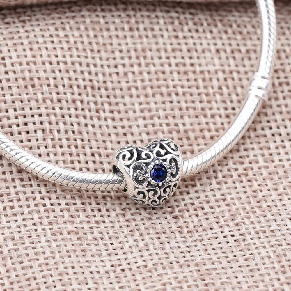 Pandora December Signature Heart Charm - 791784NLB