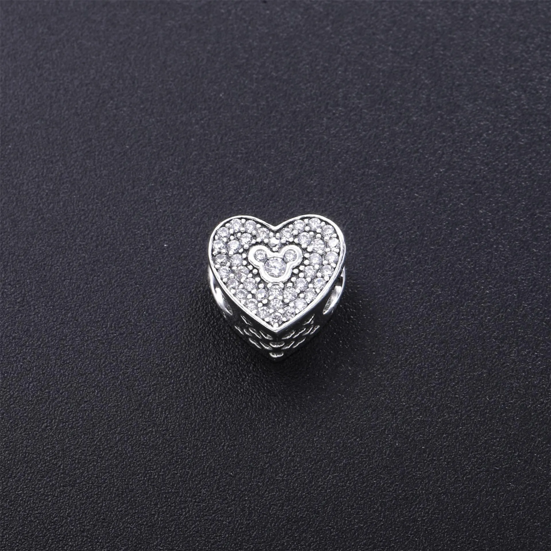 Pandora Disney. Mickey & Minnie Sparkling Heart Charm - 792049CZ