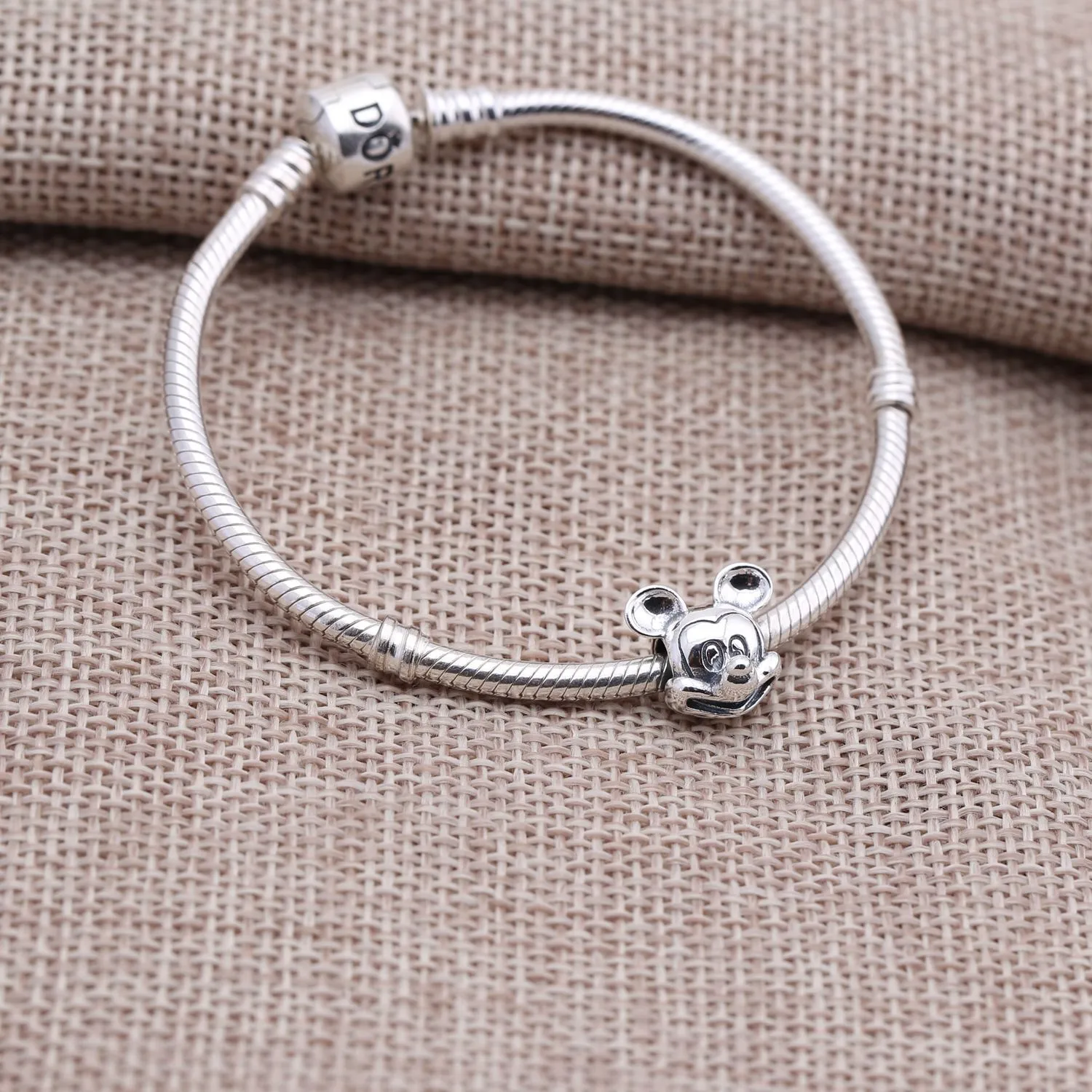 Pandora Disney Mickey silver charm - 791586