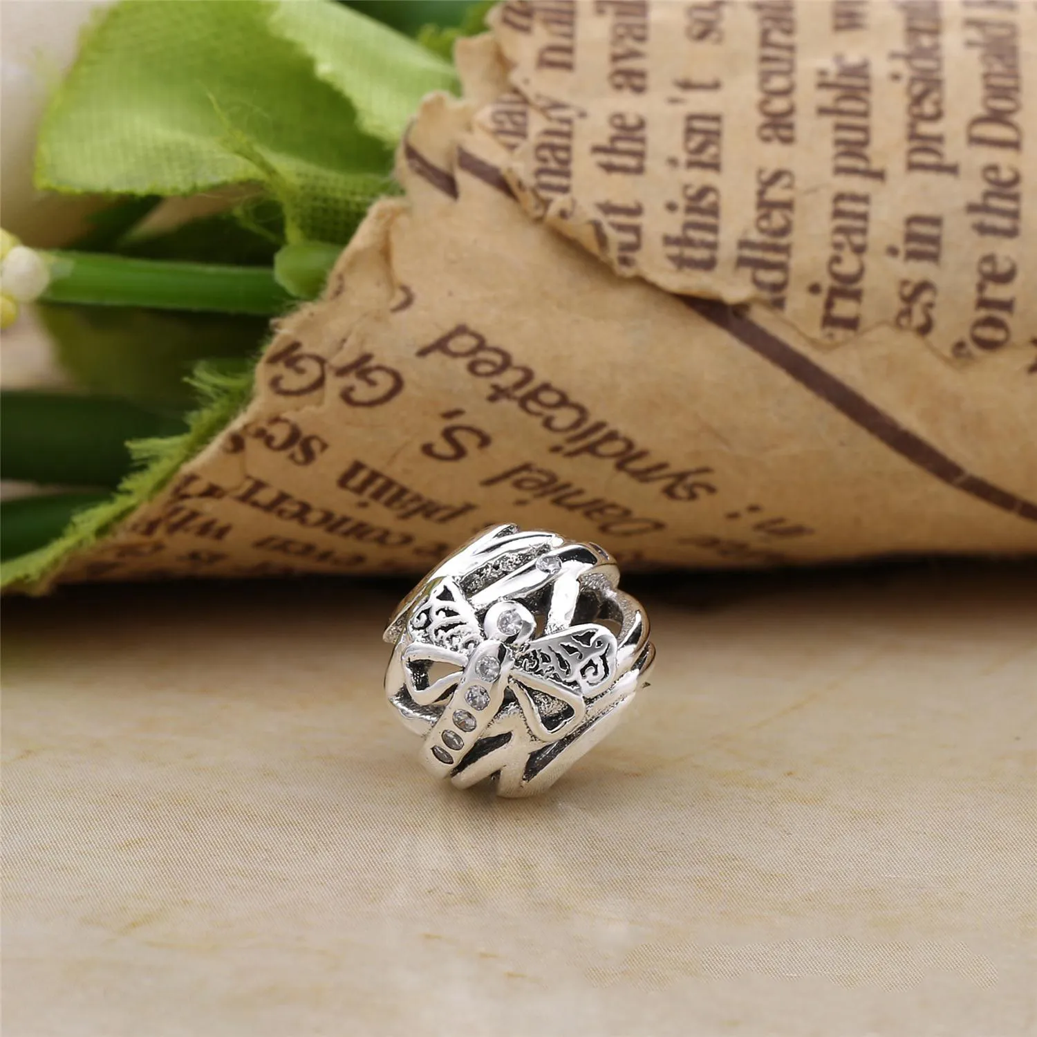 Pandora Dreamy Dragonfly Charm - 797025CZ