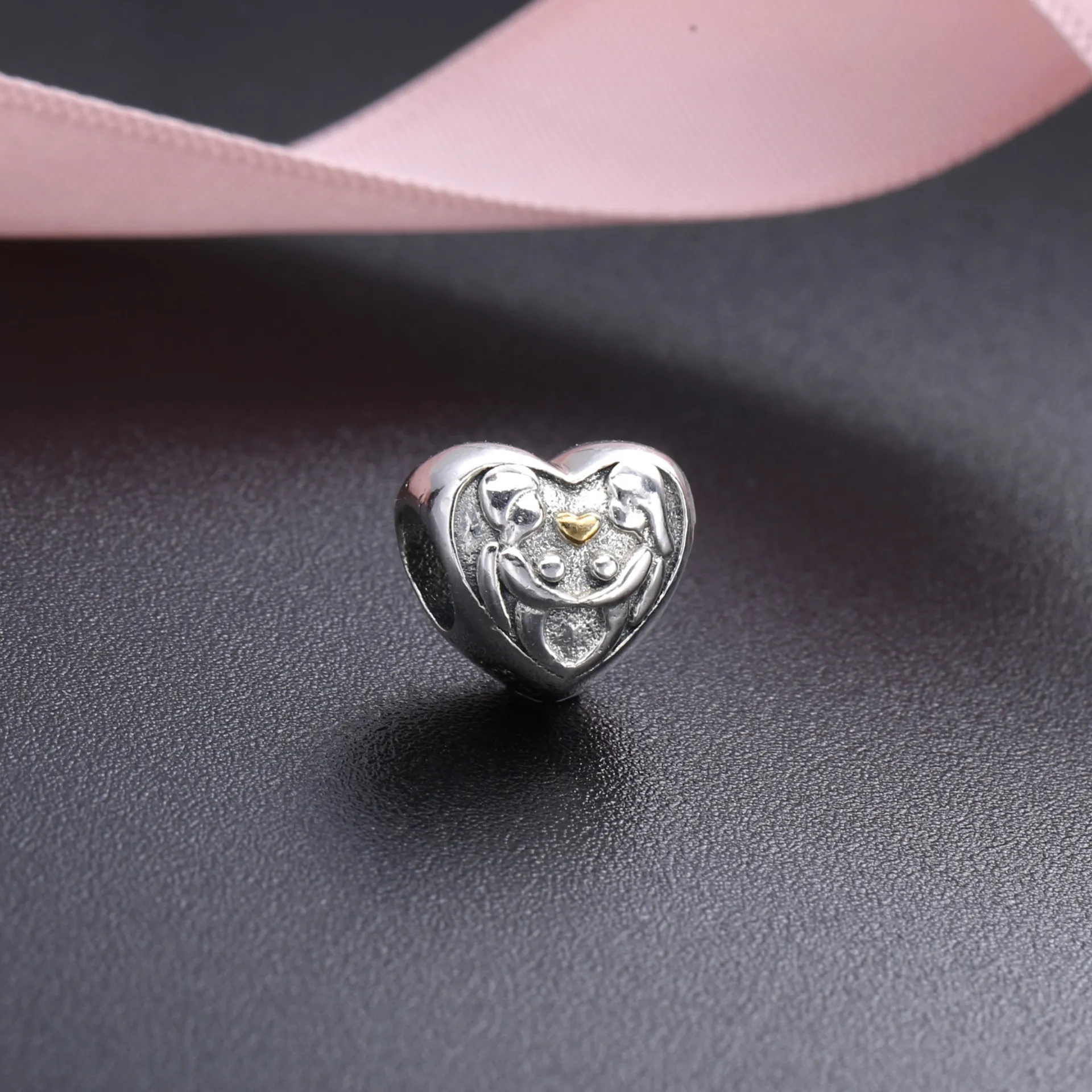 Pandora Familiens hjerte Charm - 791771