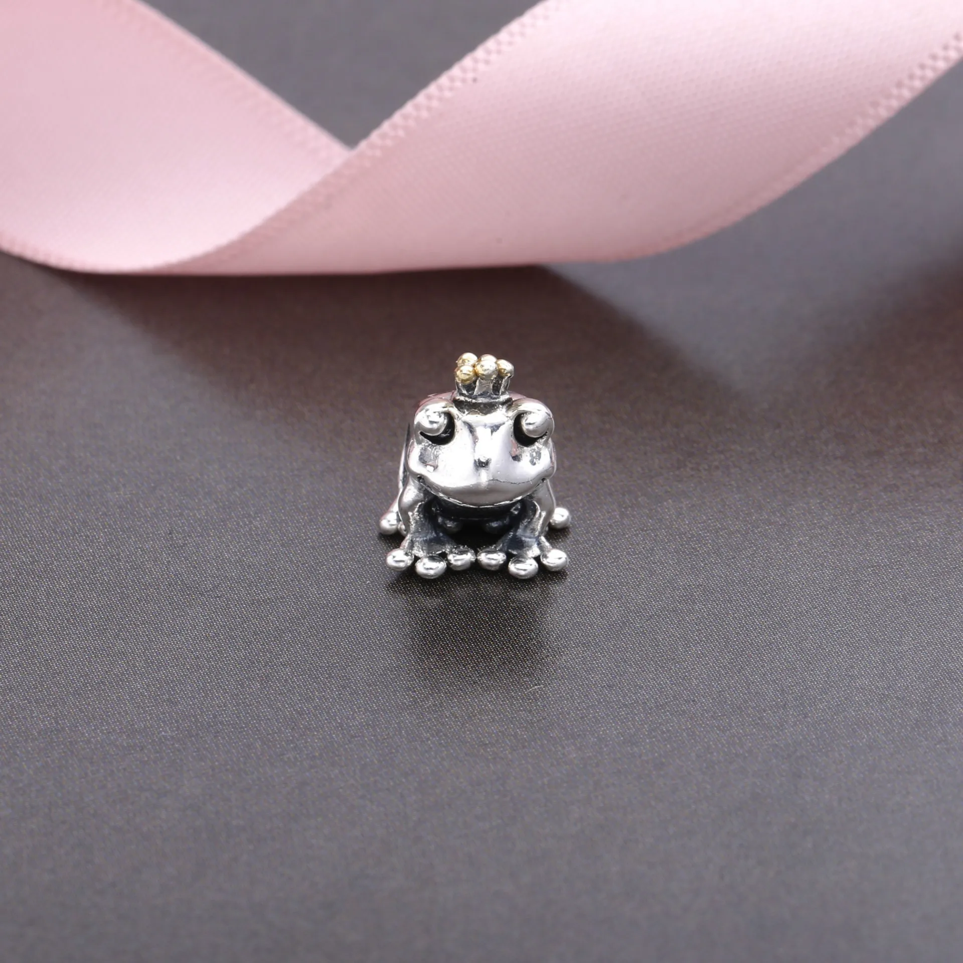 Pandora Frog Prince Charm - 791118