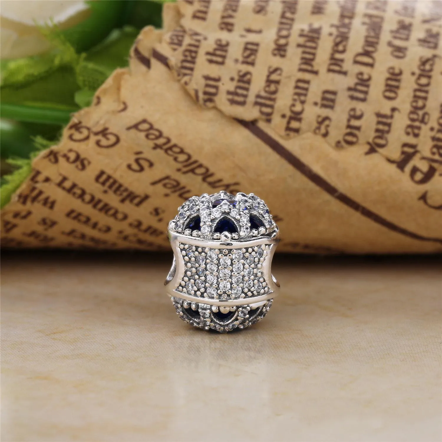 Pandora Glacial Beauty Charm - 796360NSB