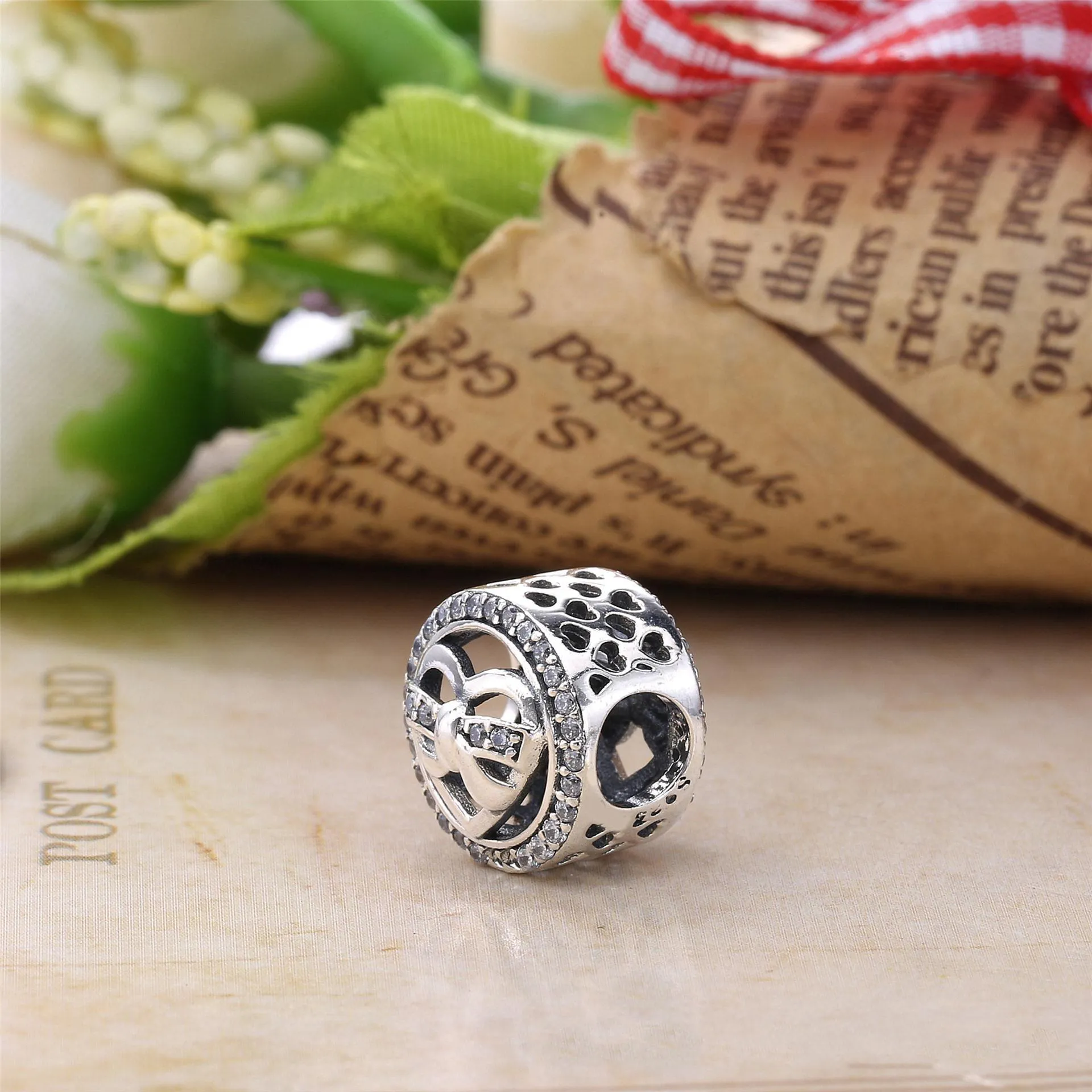 Pandora Heart silver charm with clear cubic zirconia - 792146CZ