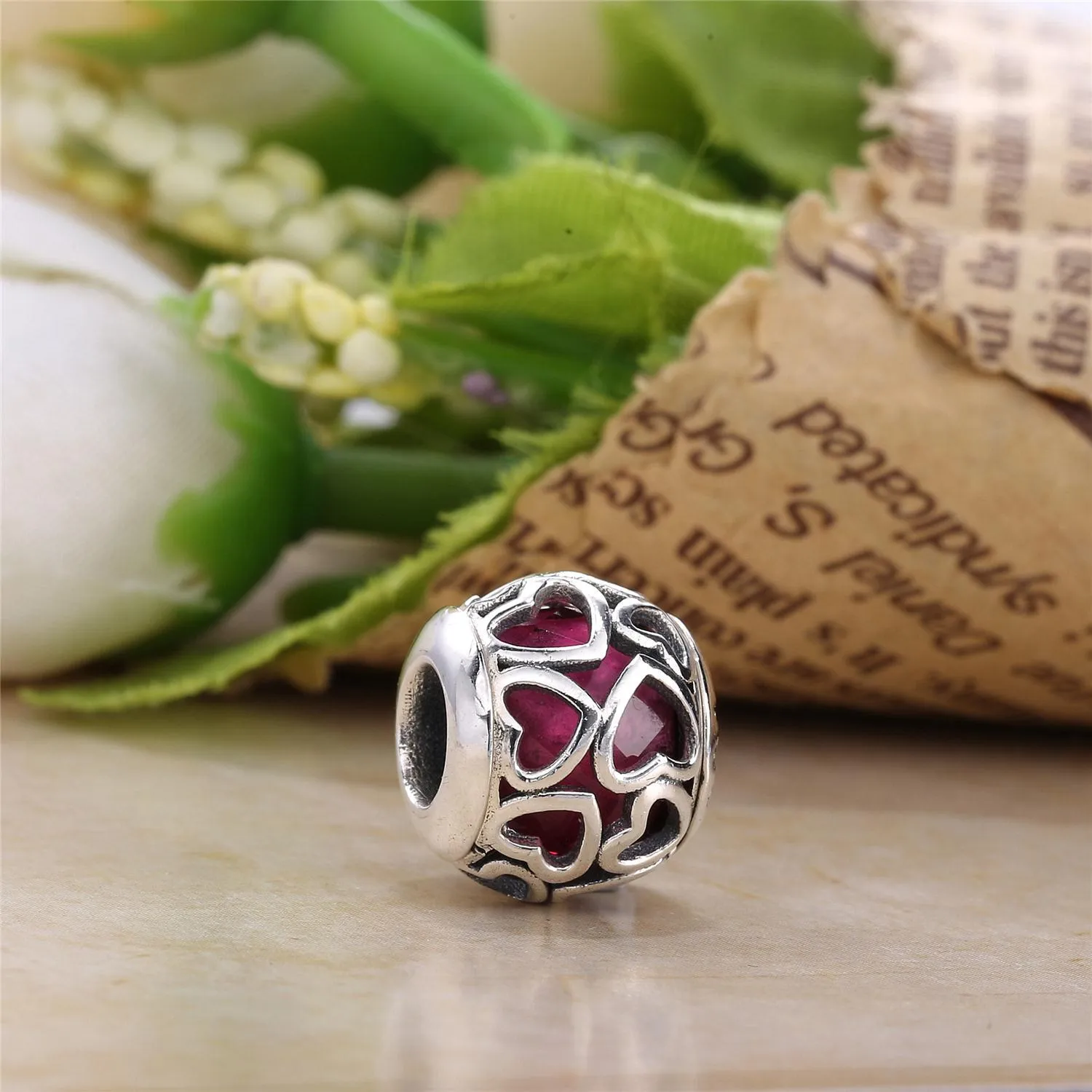 Pandora Heart silver charm with faceted cerise crystal - 792036NCC