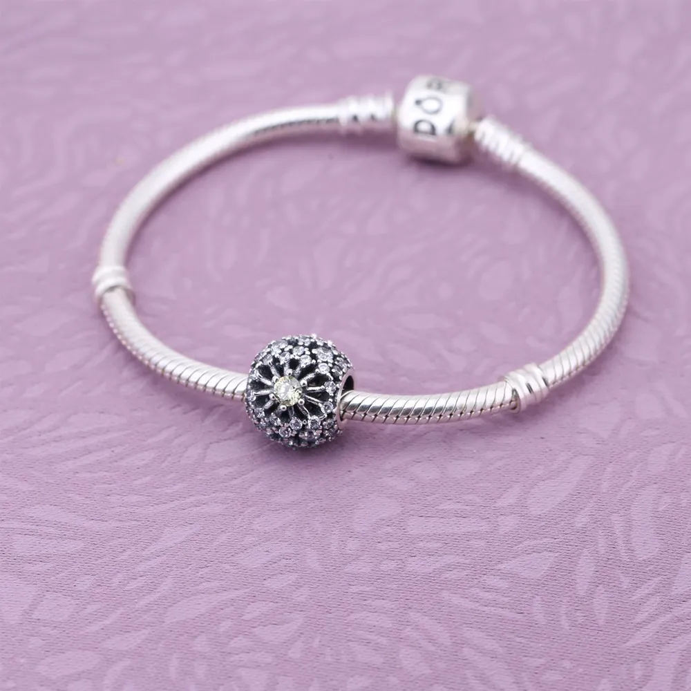 Pandora Inner Radiance Openwork Charm - 791370CCZ