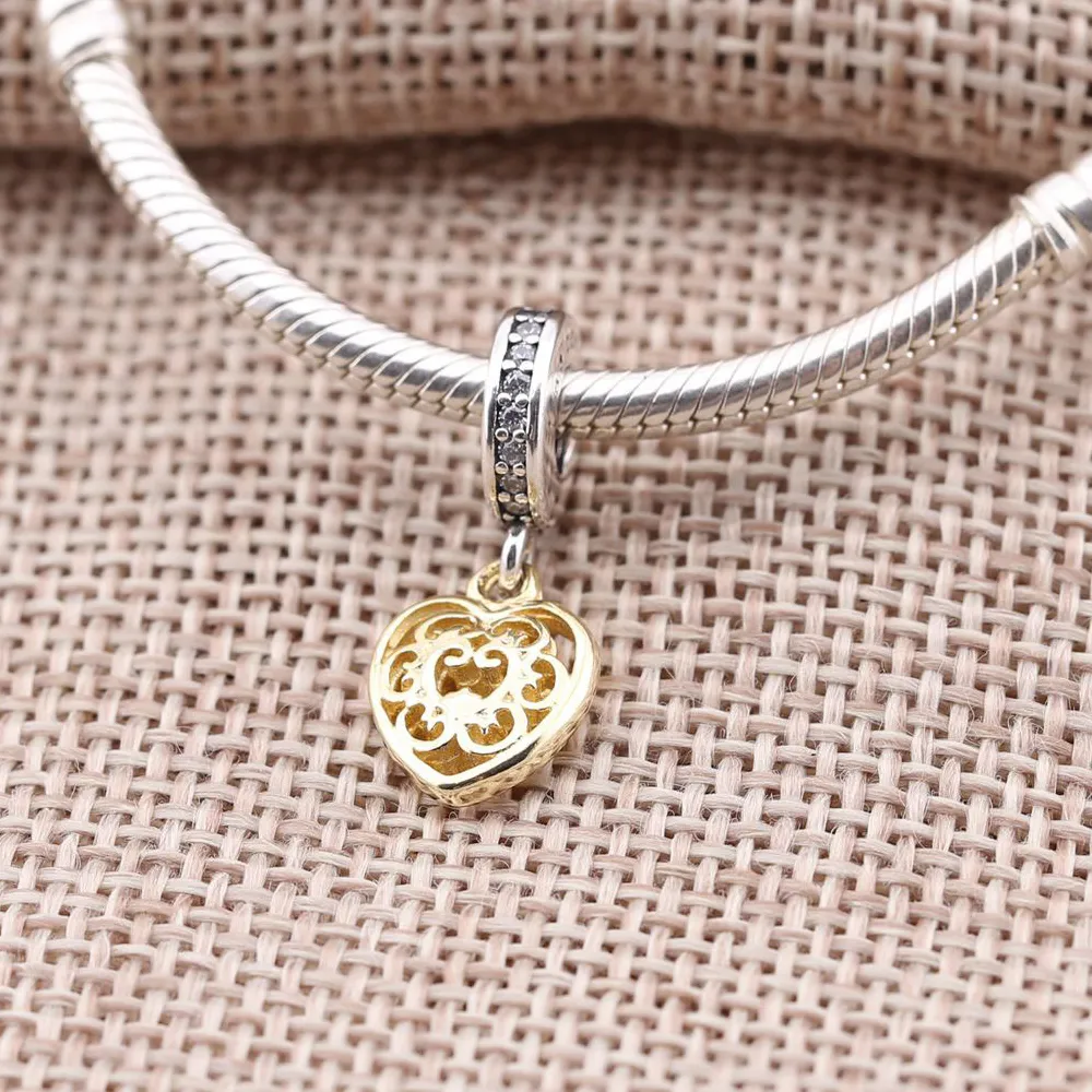 PANDORA Magnificent Heart Pendant Charm - 791742cz