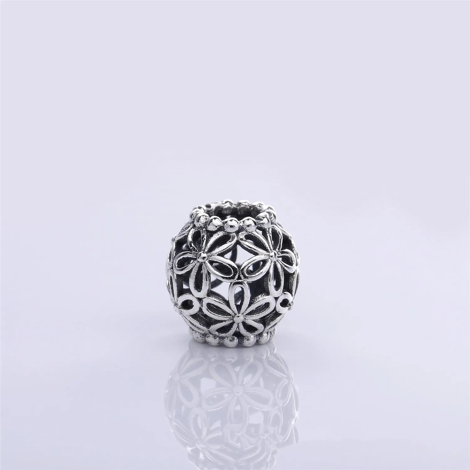 Pandora Openwork Wildflower Charm - 790890